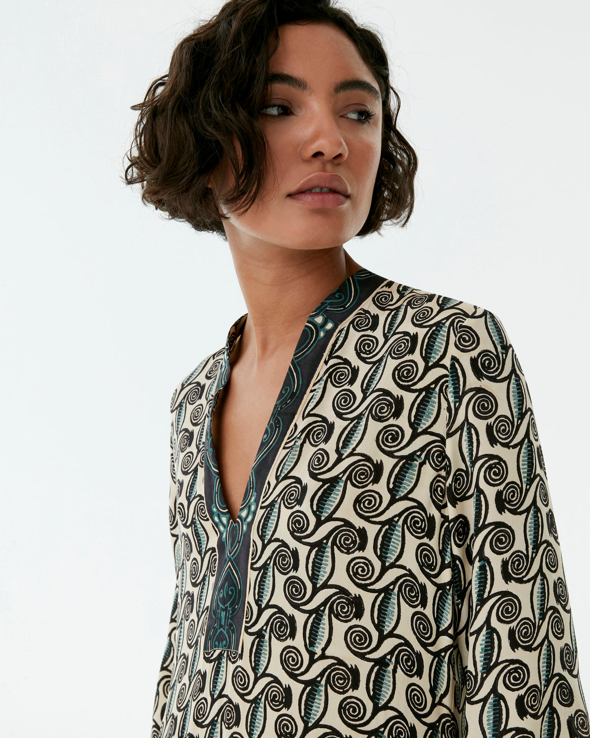 Jenna Caftan in Kamares Print