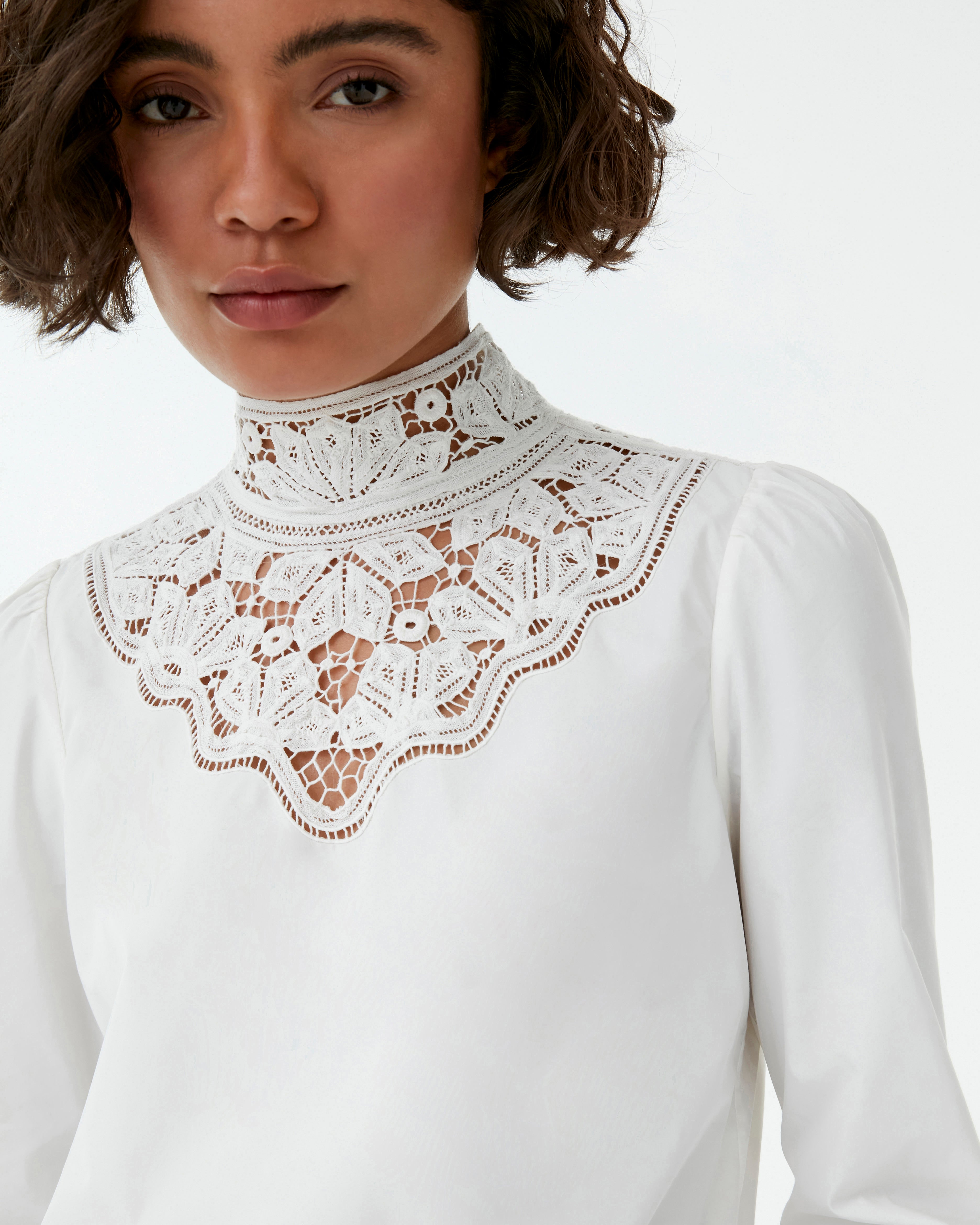 Mikha Blouse with Embroidery Lace