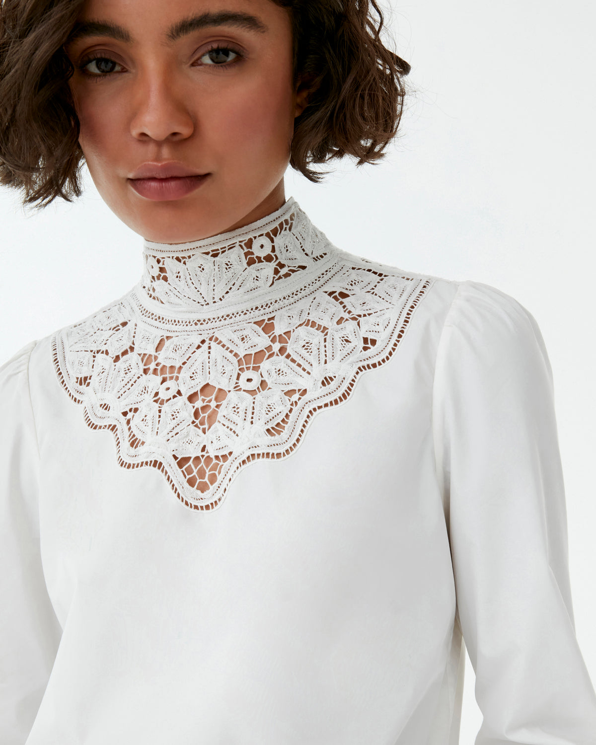 Mikha Blouse with Embroidery Lace