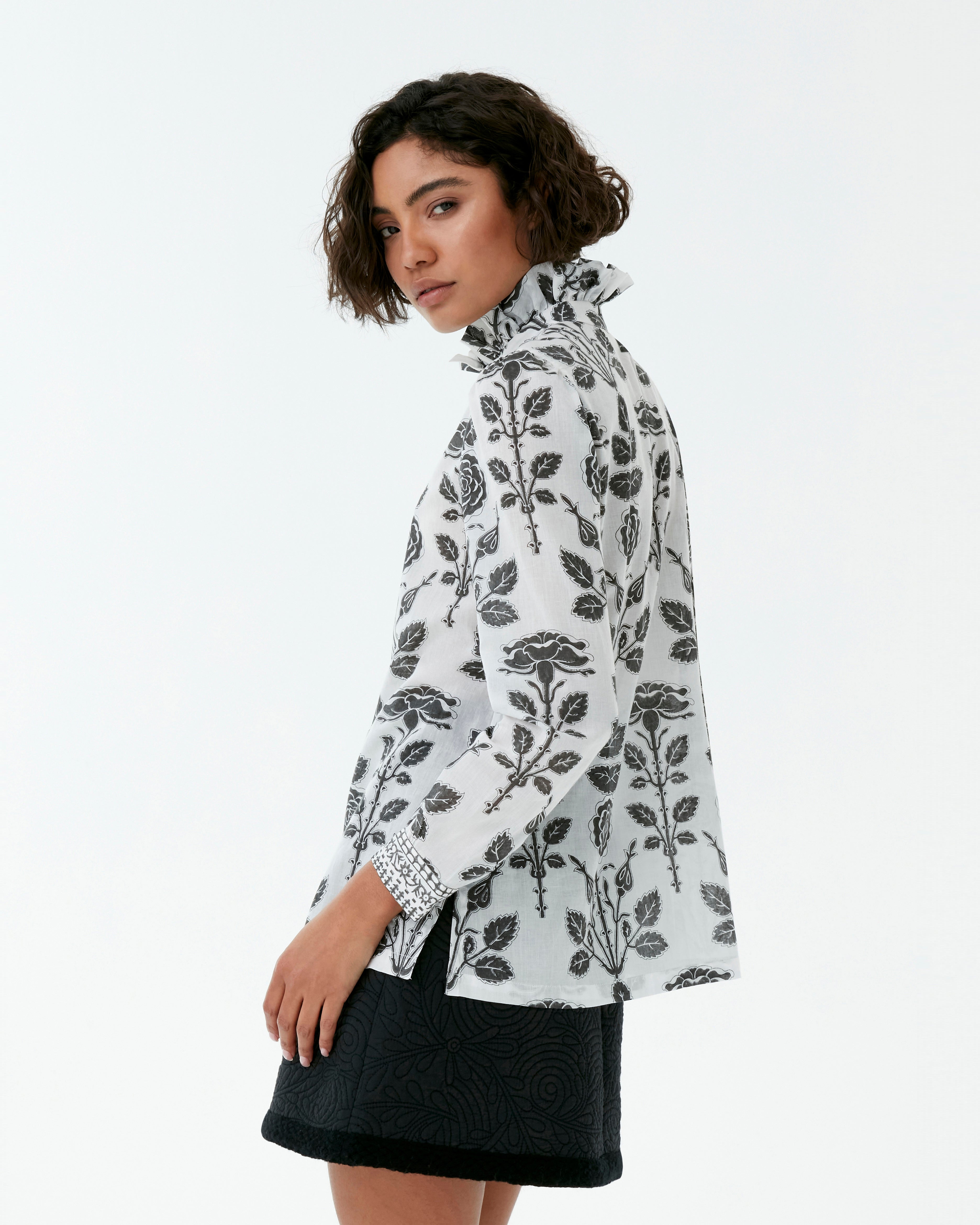Victoria Shirt in Black Rose Print