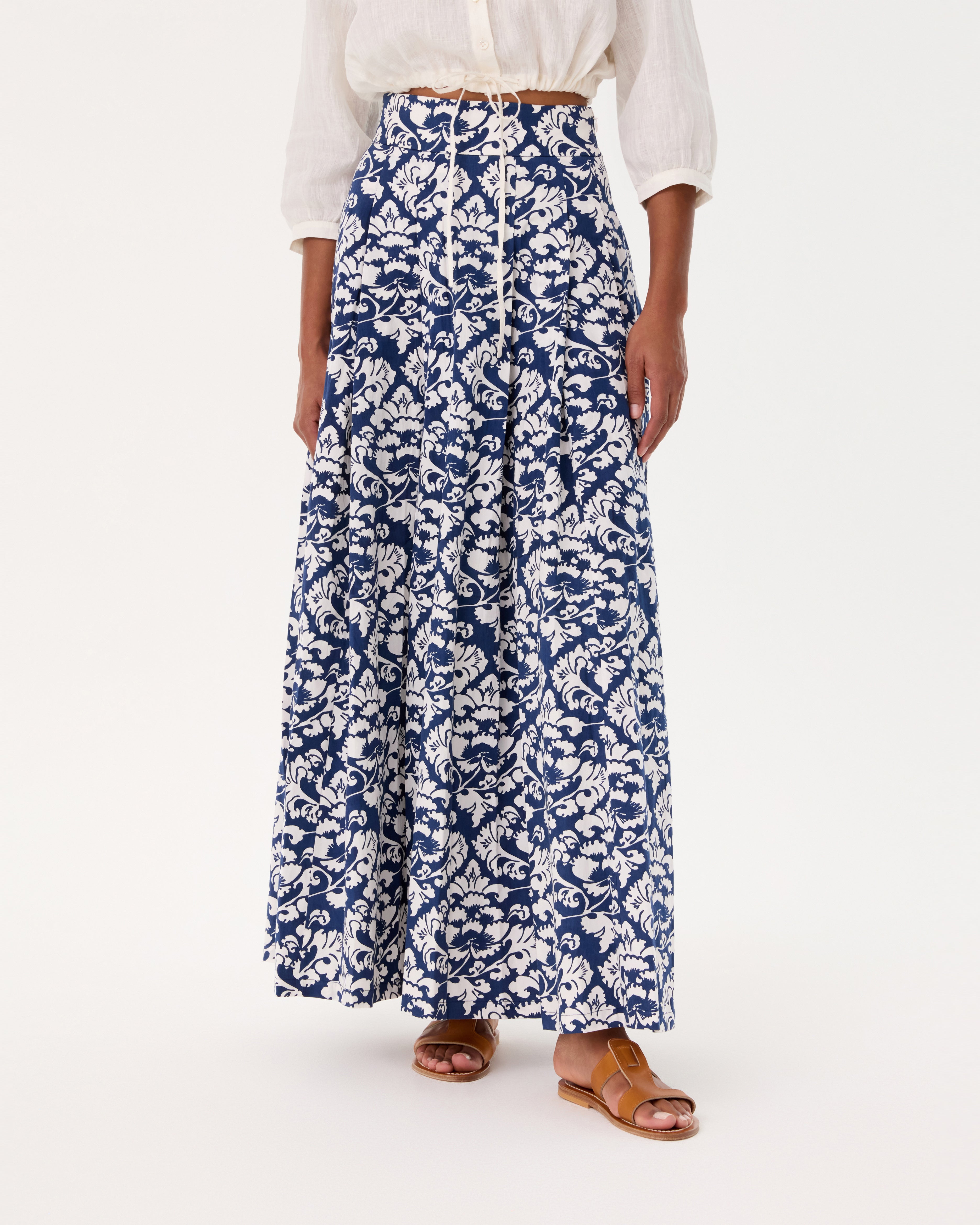 Flaminia Skirt in Lotus Flower Print