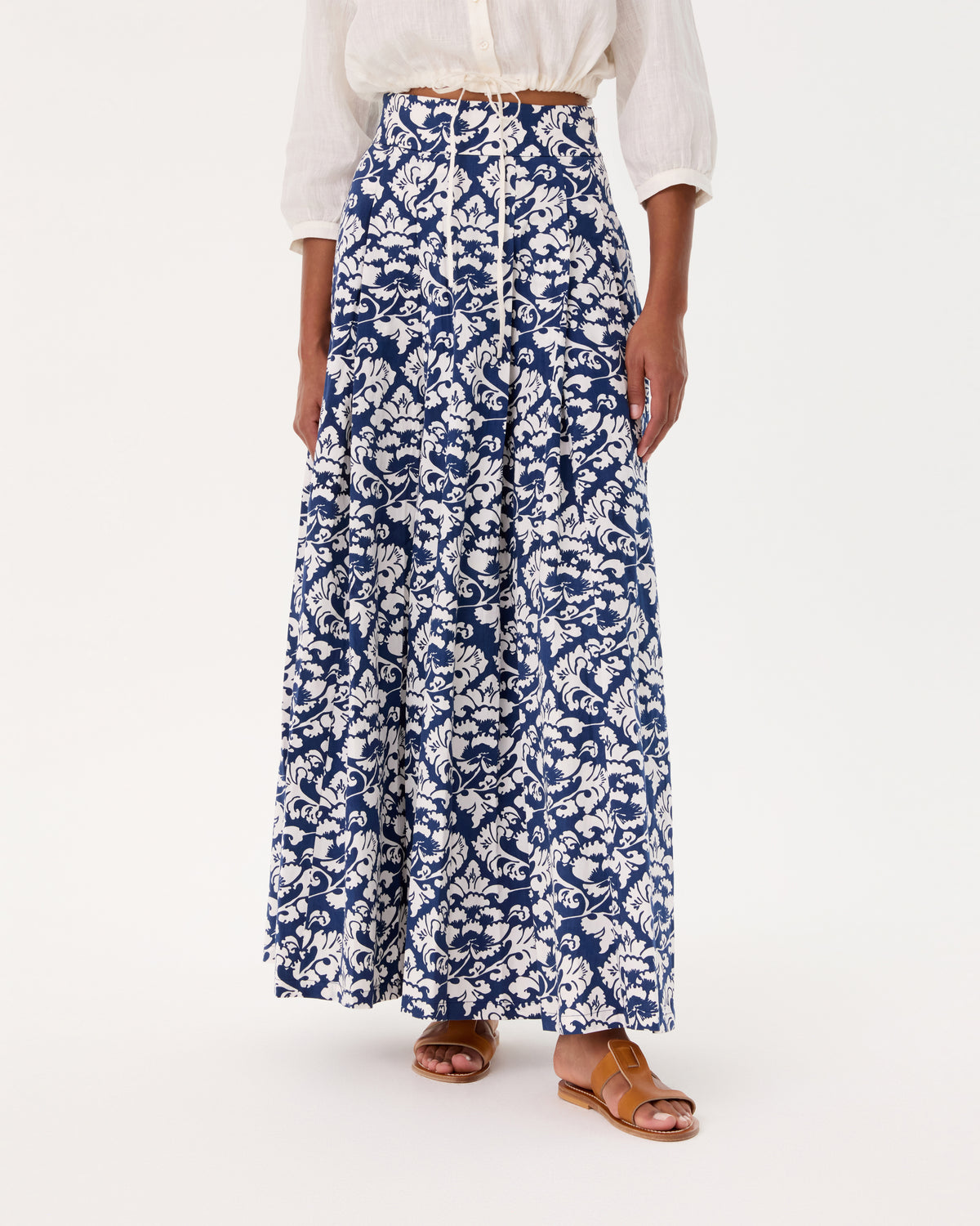 Flaminia Skirt in Lotus Flower Print