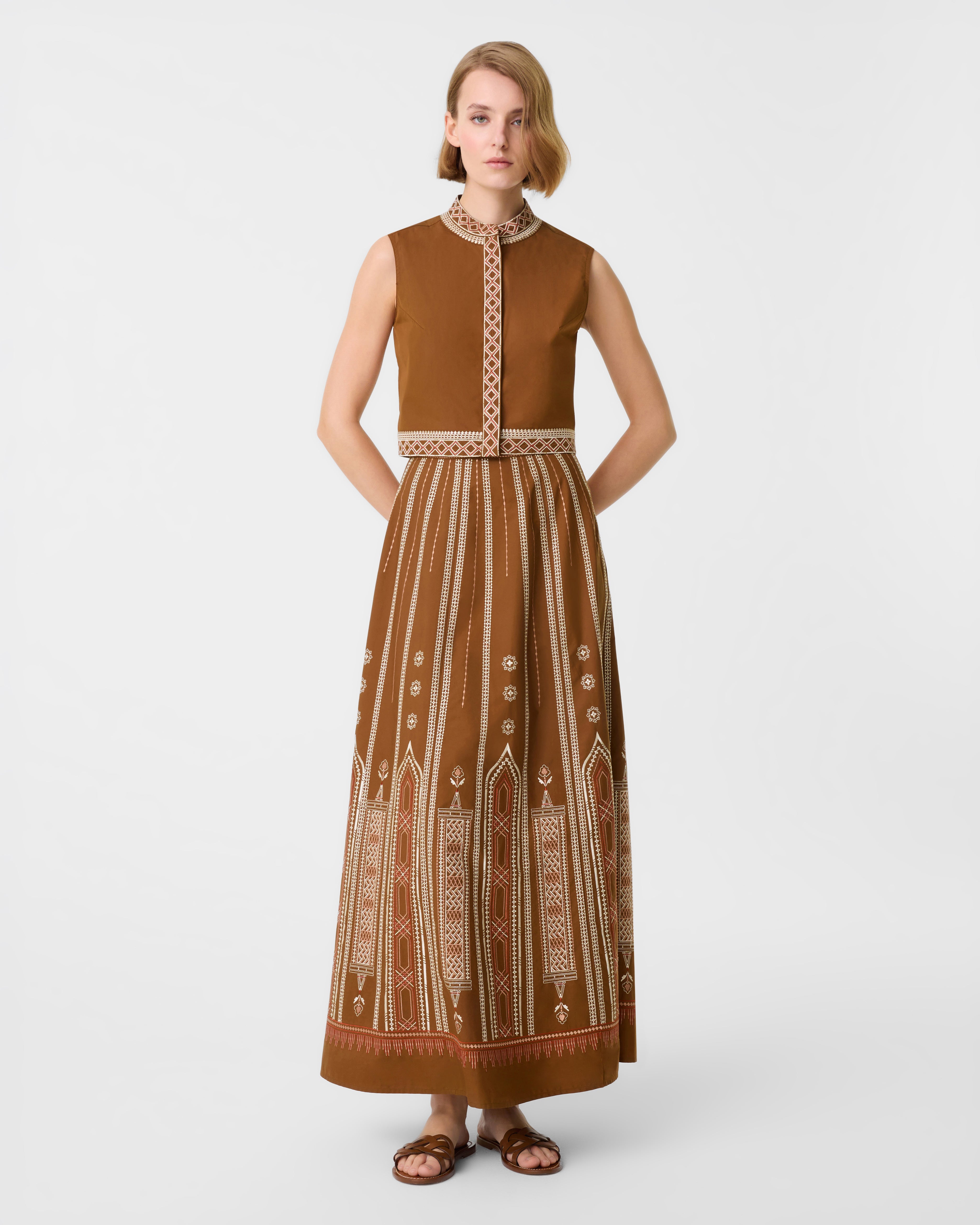 Andorra Top with Lace Embroidery