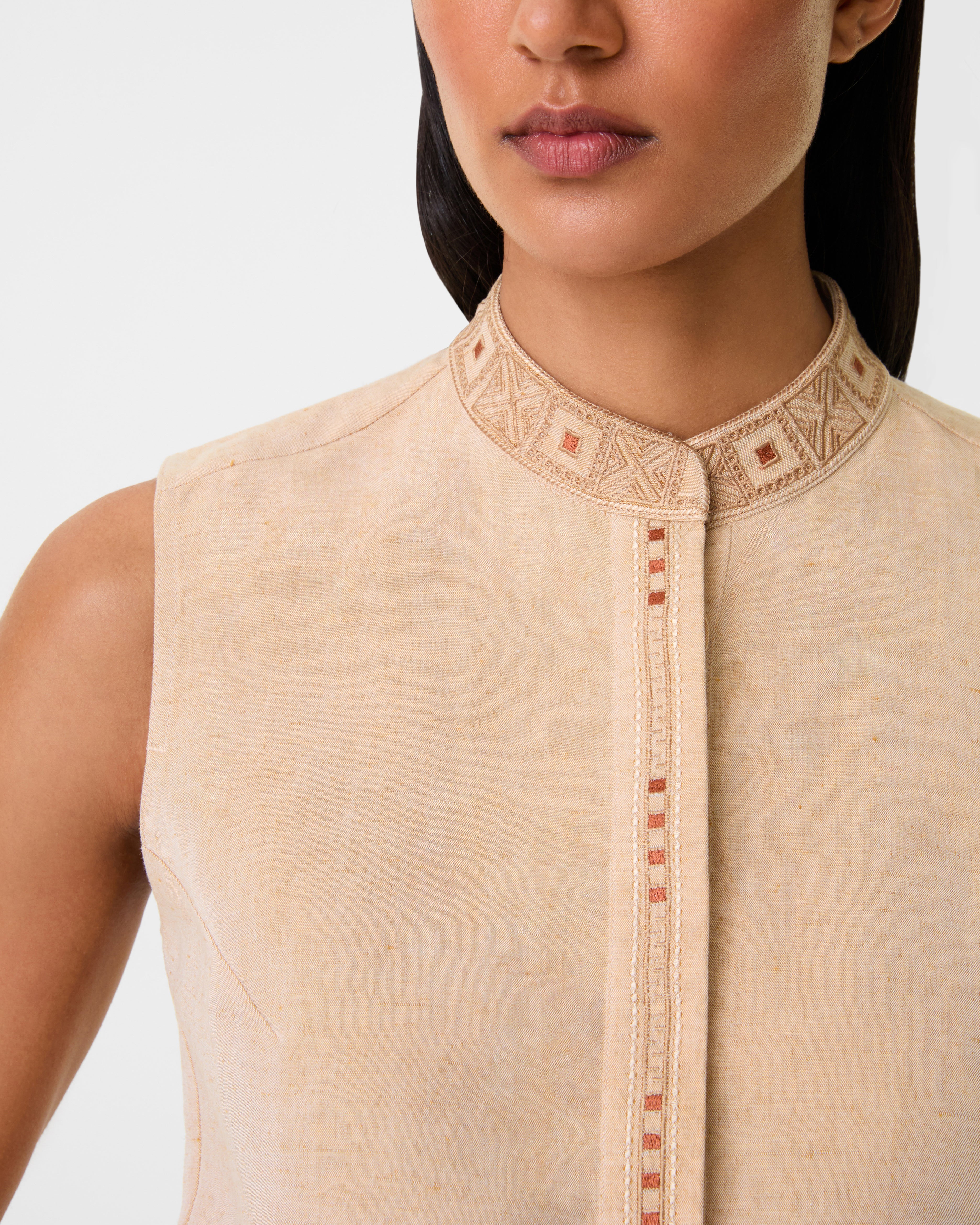 Andorra Top with Meridiana Embroidery
