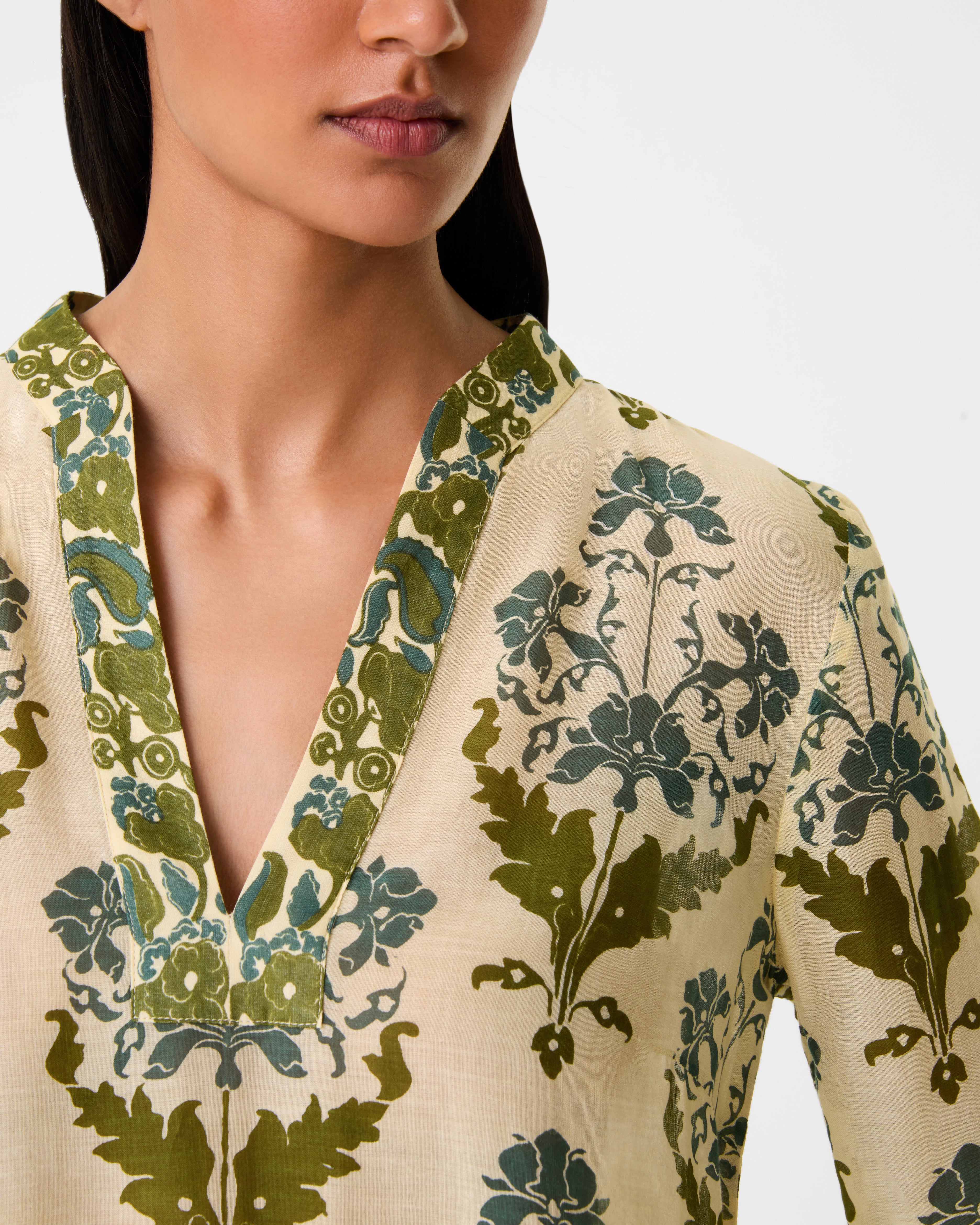 Giada Caftan in Three Flowers Print
