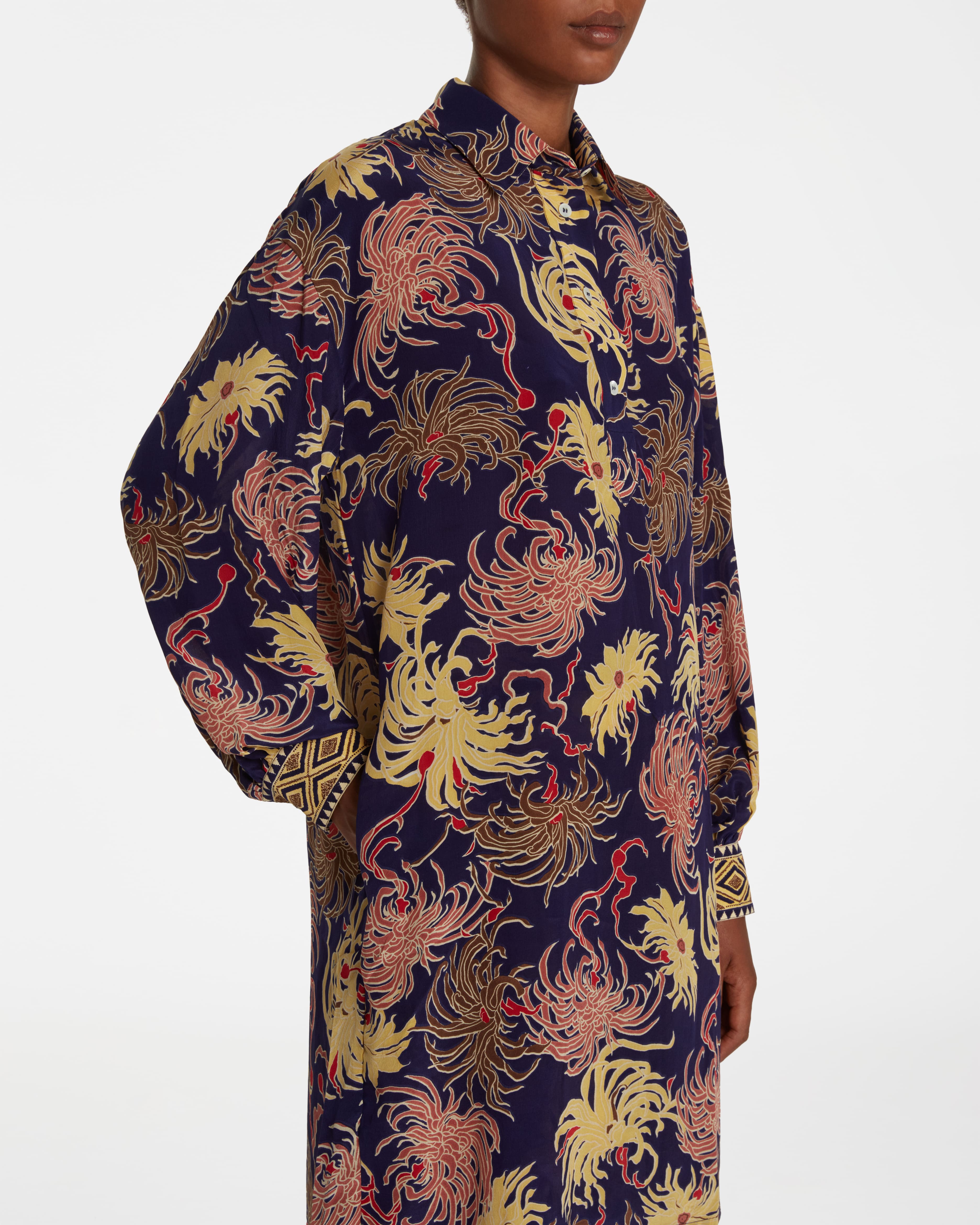 Long Raissa Silk Shirt in China Flowers