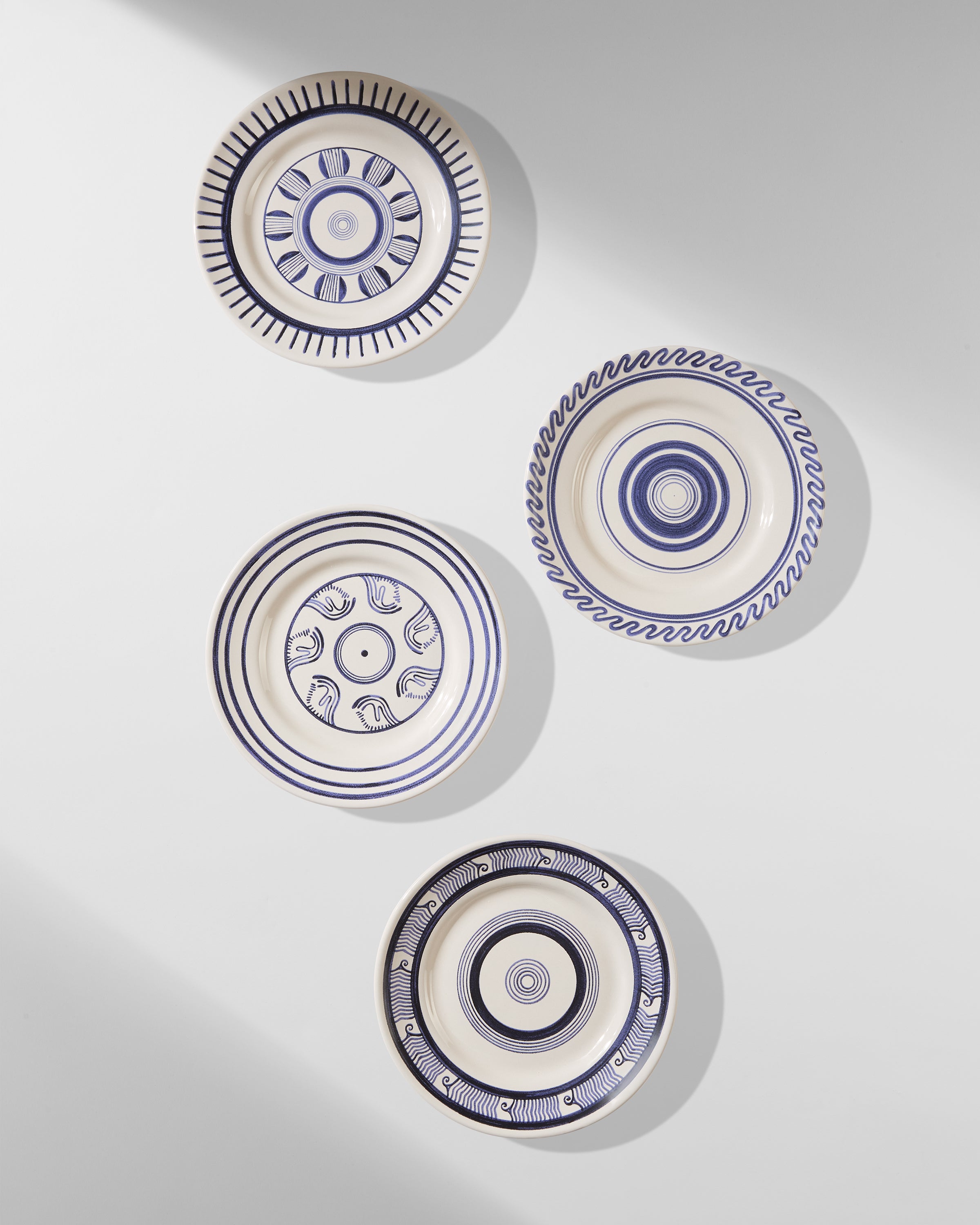 Waves Dessert Plate