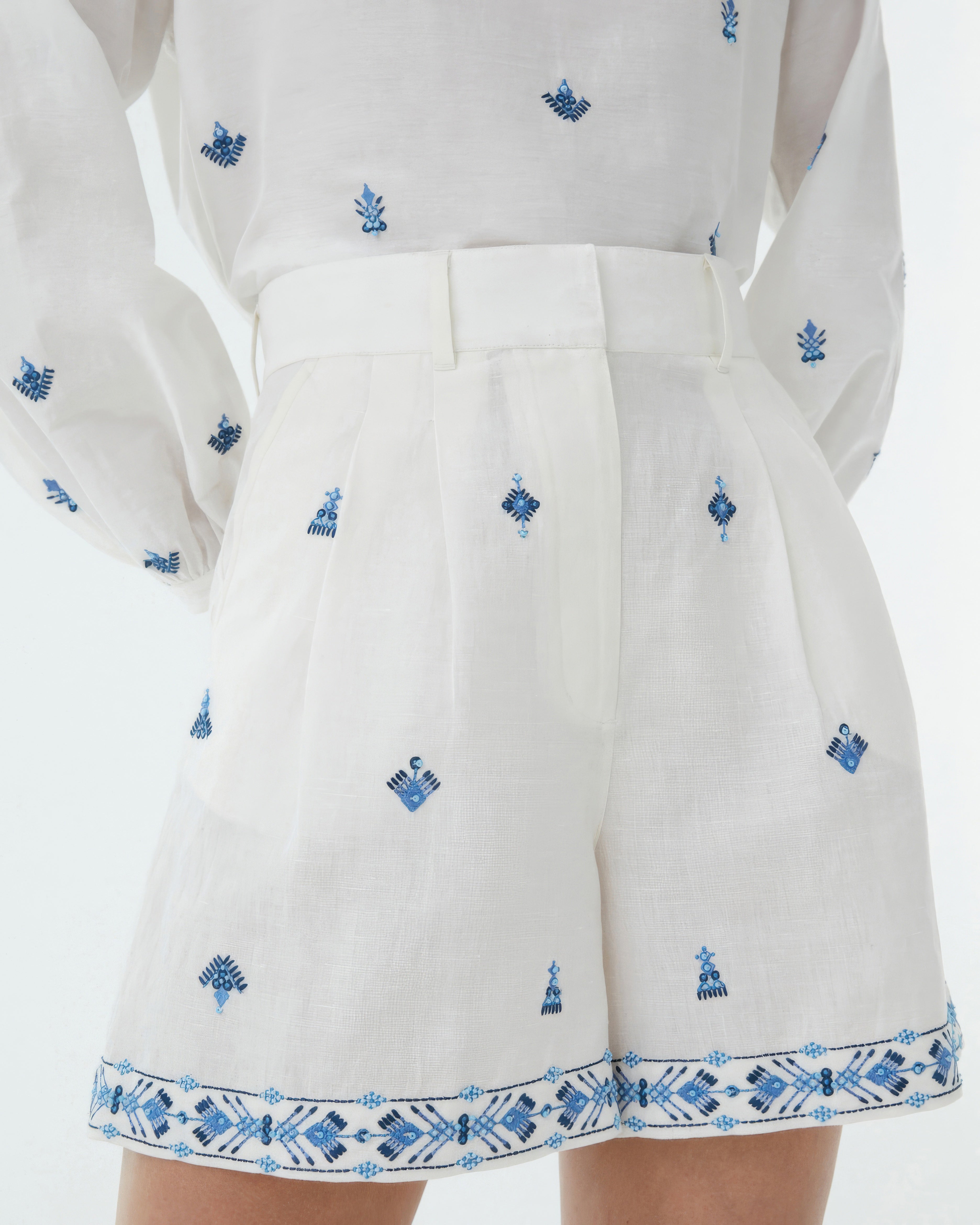 Beatrice Shorts with Astragal Embroidery