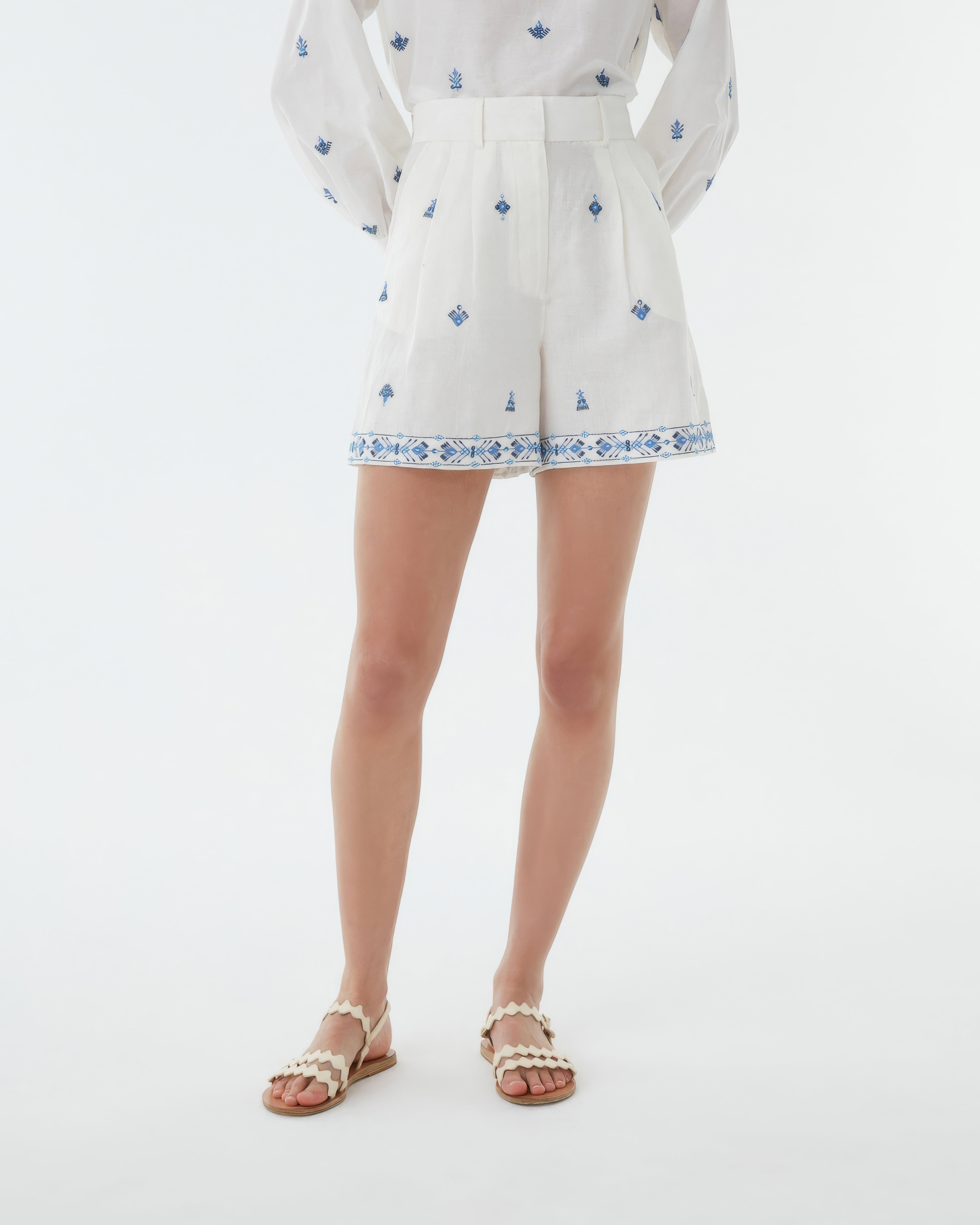 Beatrice Shorts with Astragal Embroidery