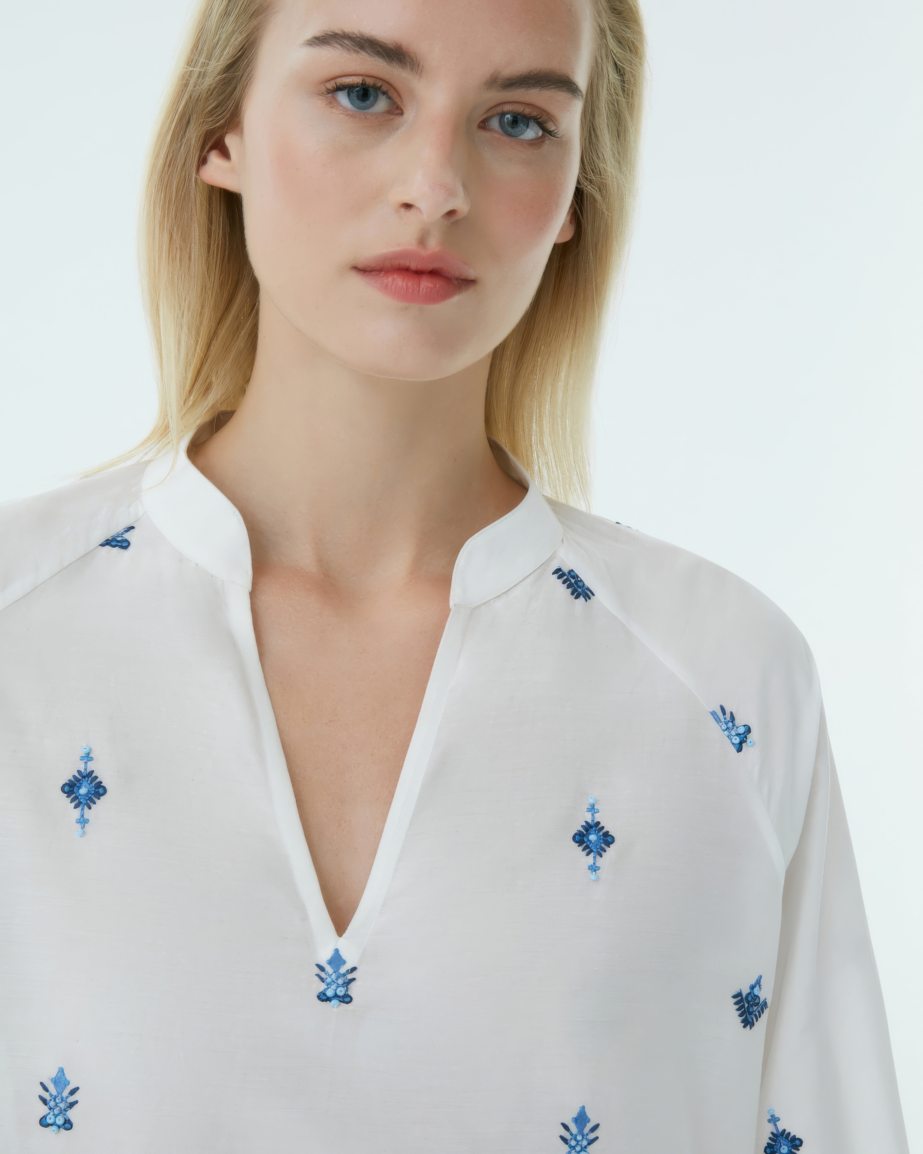 Ilizia Shirt With Astragal  Embroidery