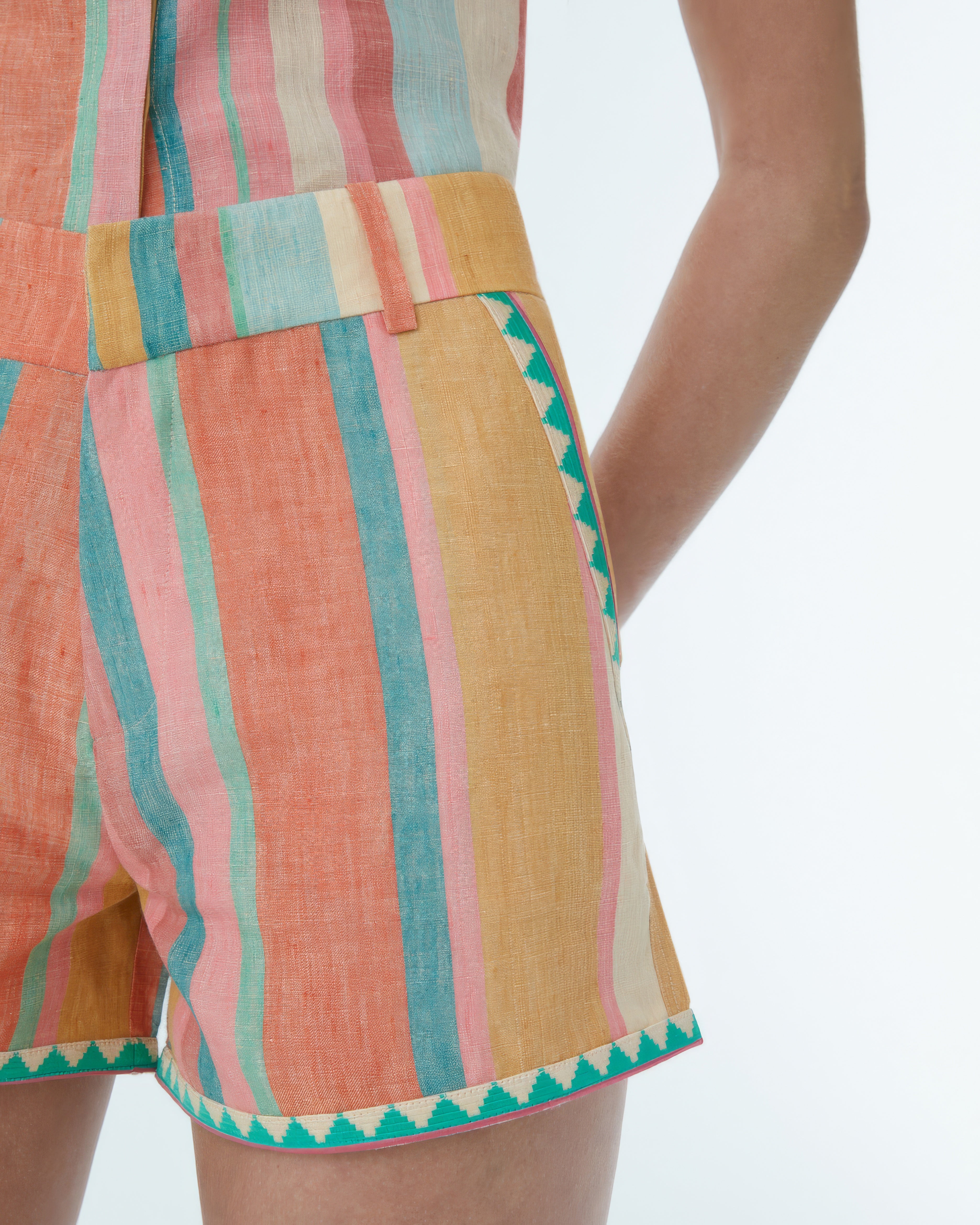 Shorts in Rainbow Ikat Stripes