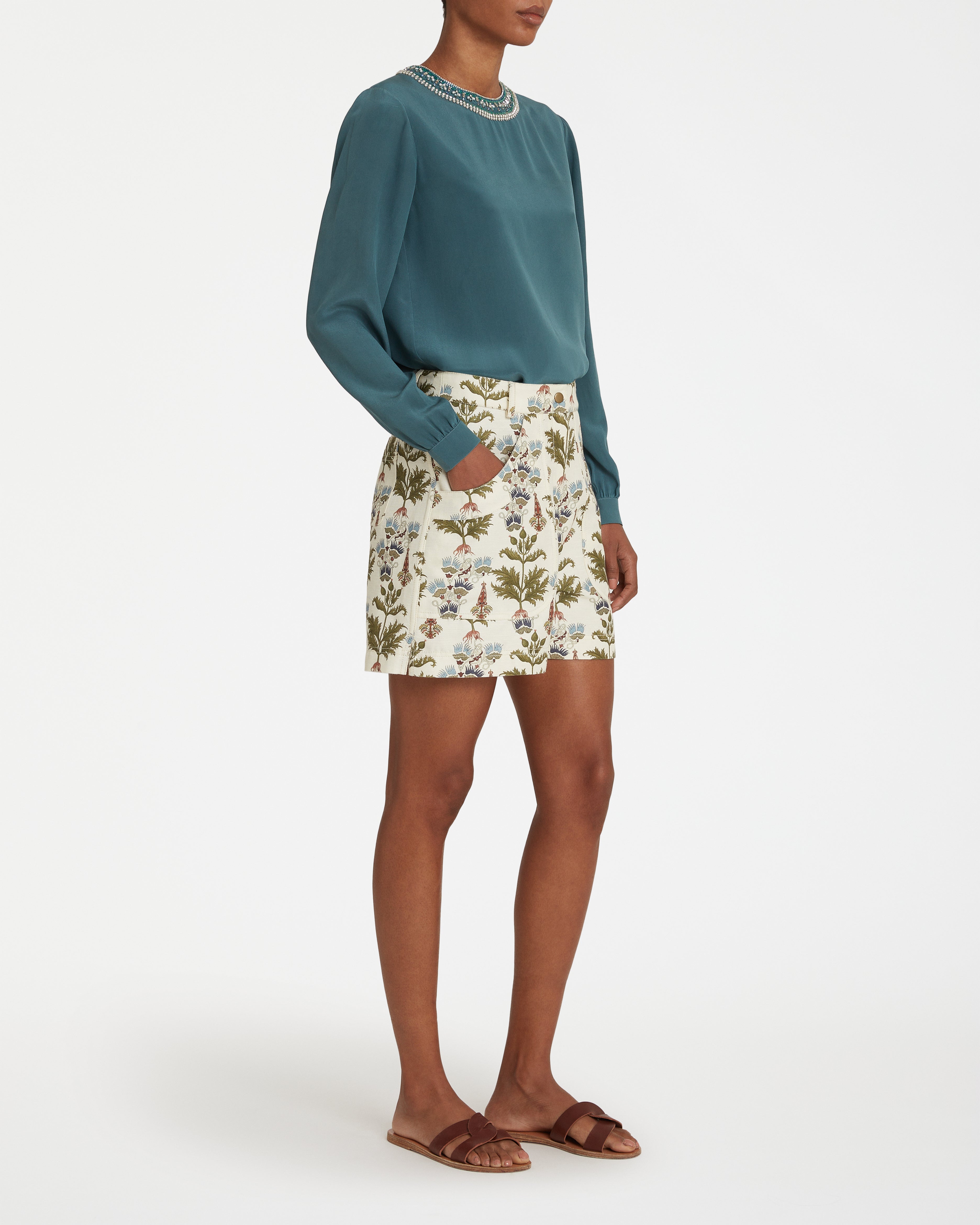 Teia Shorts in Persian Botanic Print