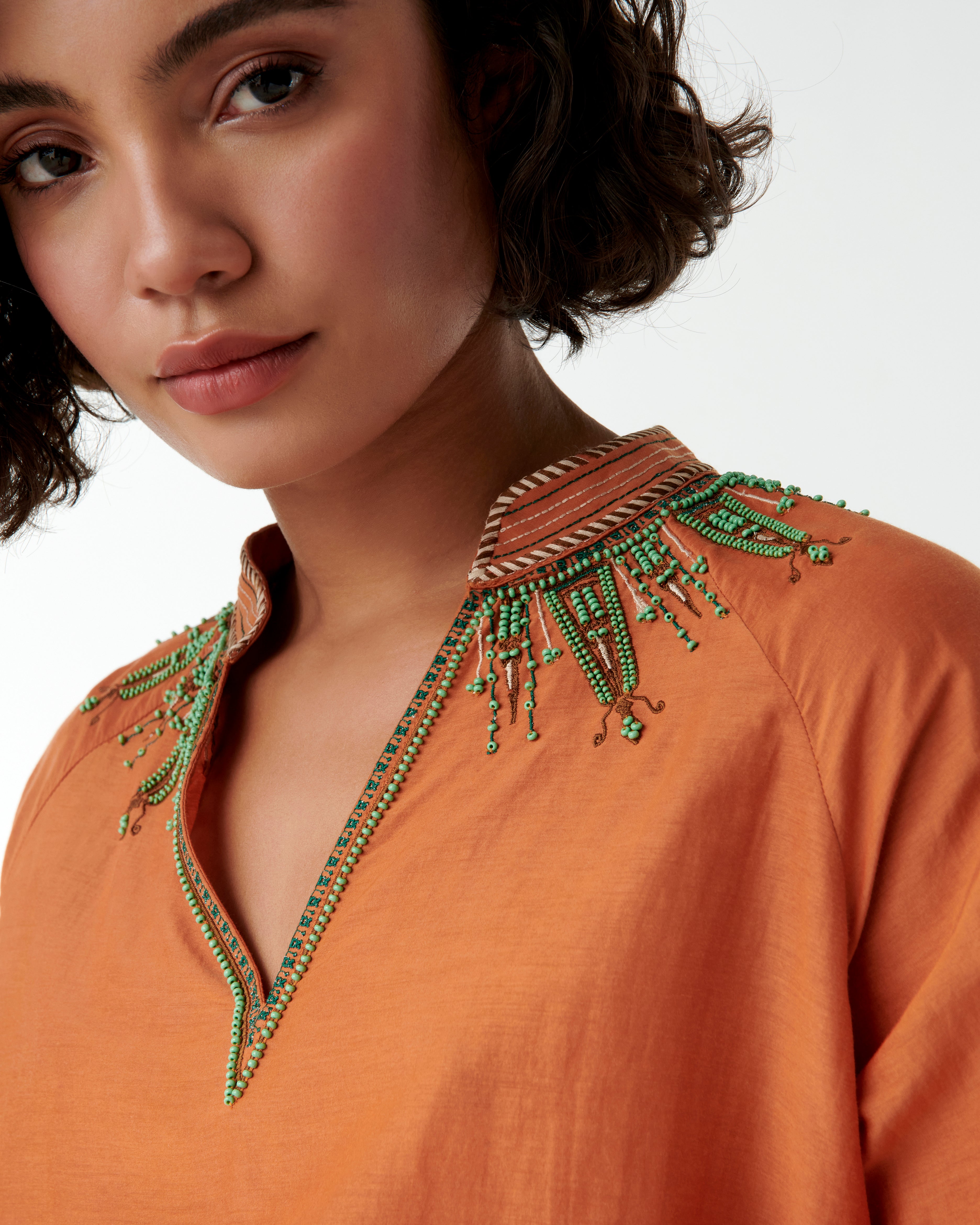 Ilizia Blouse with Backgammon Embroidery