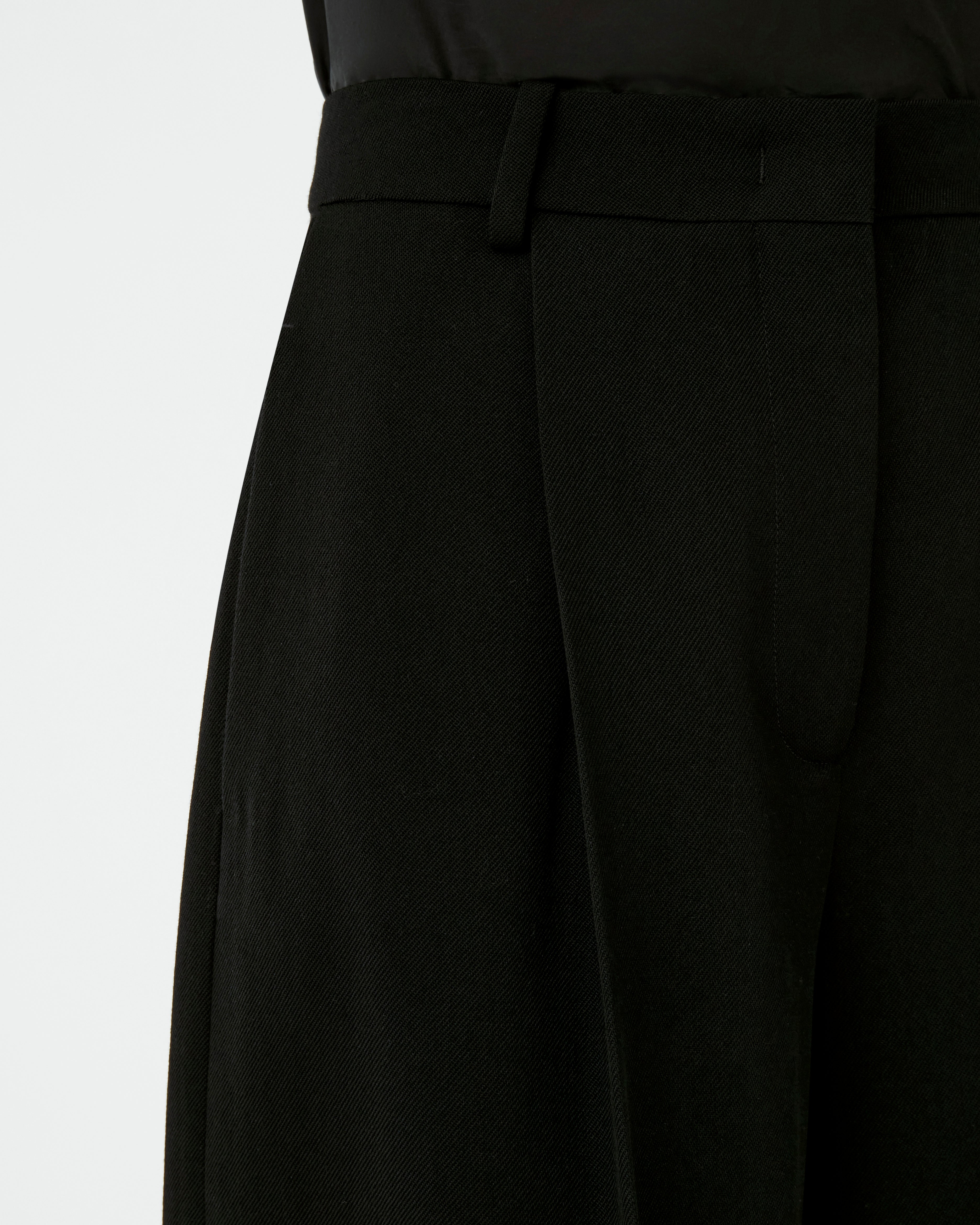 Lola Trousers in Black Assam