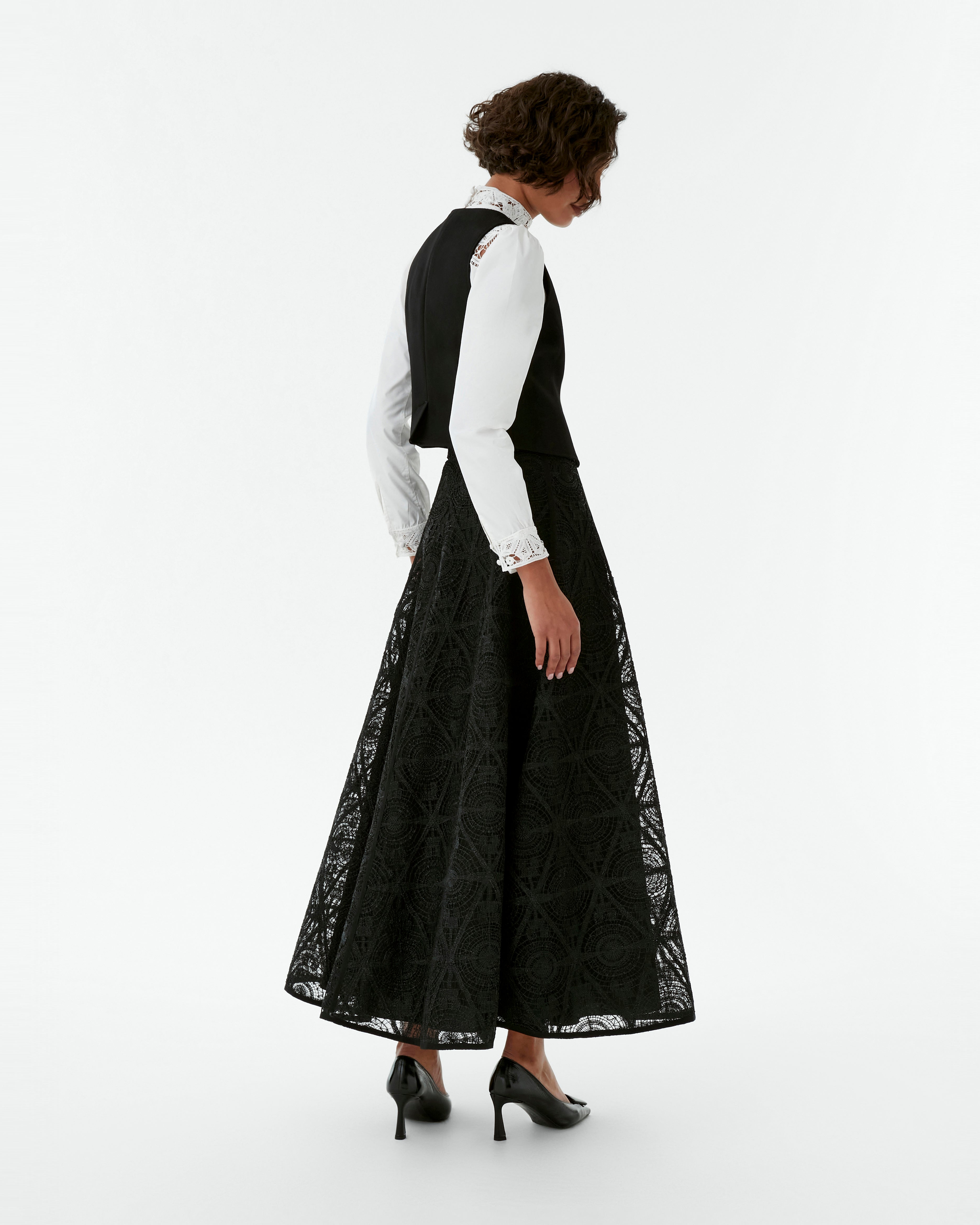 Axum Vest in Black Assam