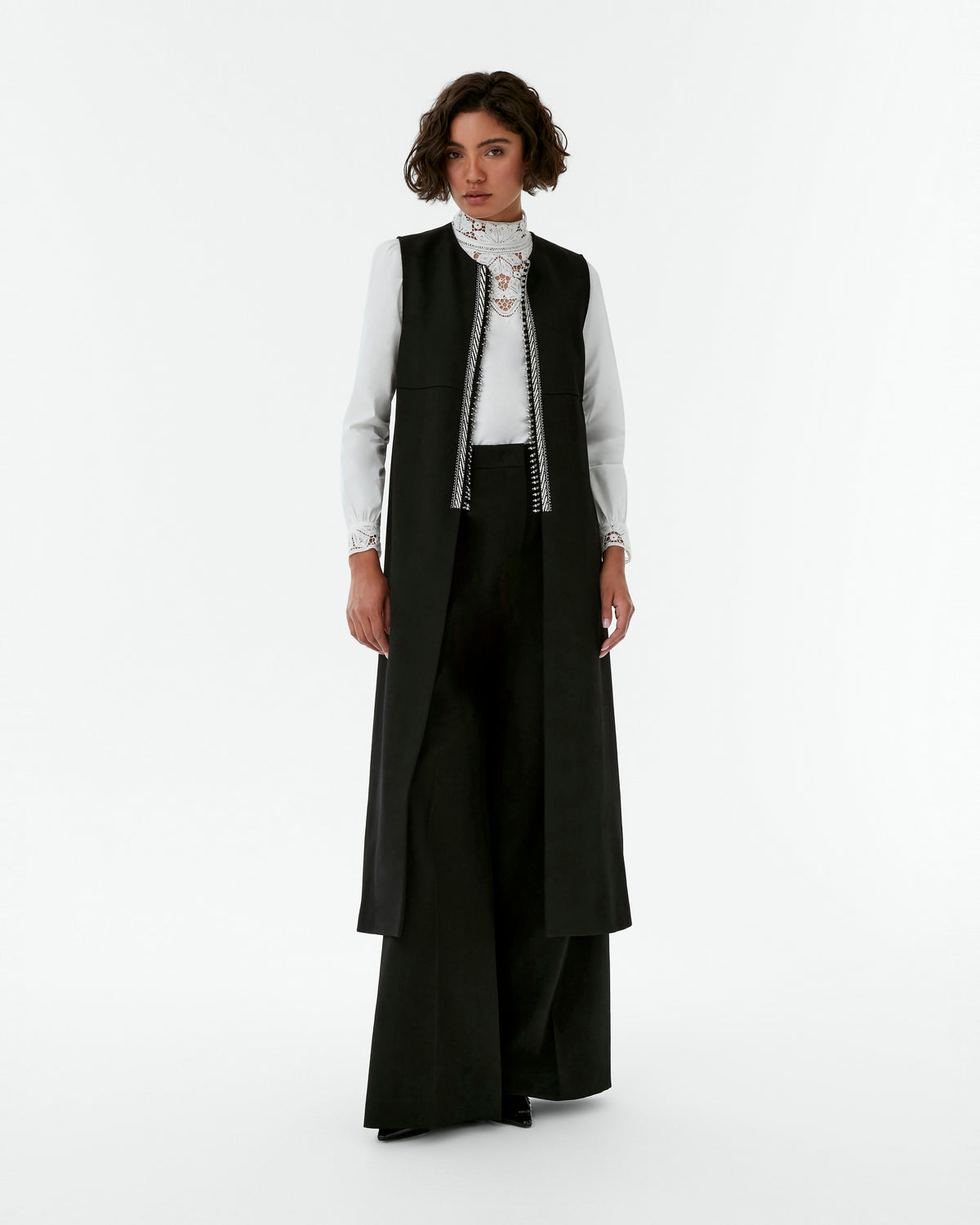Felix Vest in Black Assam