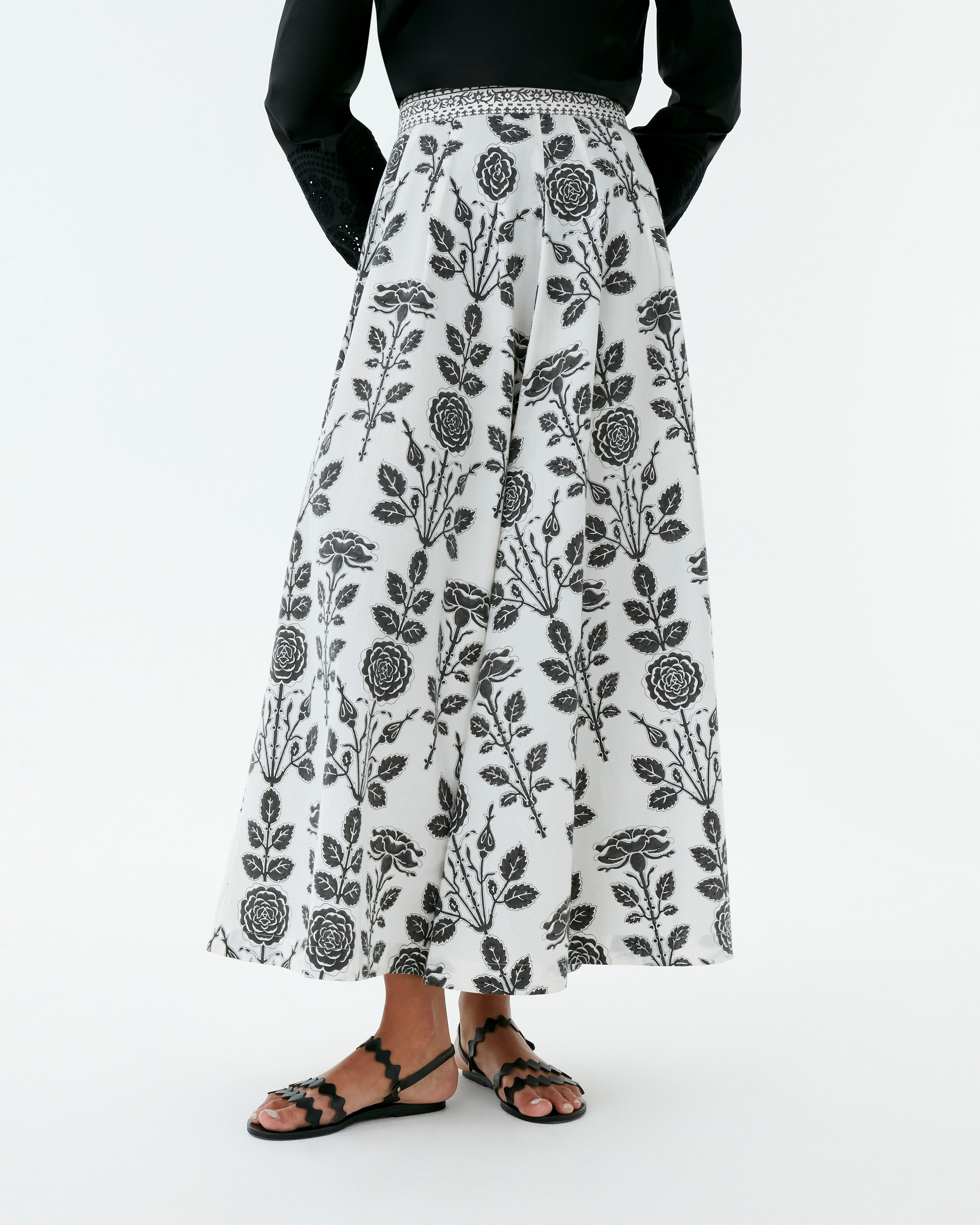 Amelianna Skirt in Black Rose Print