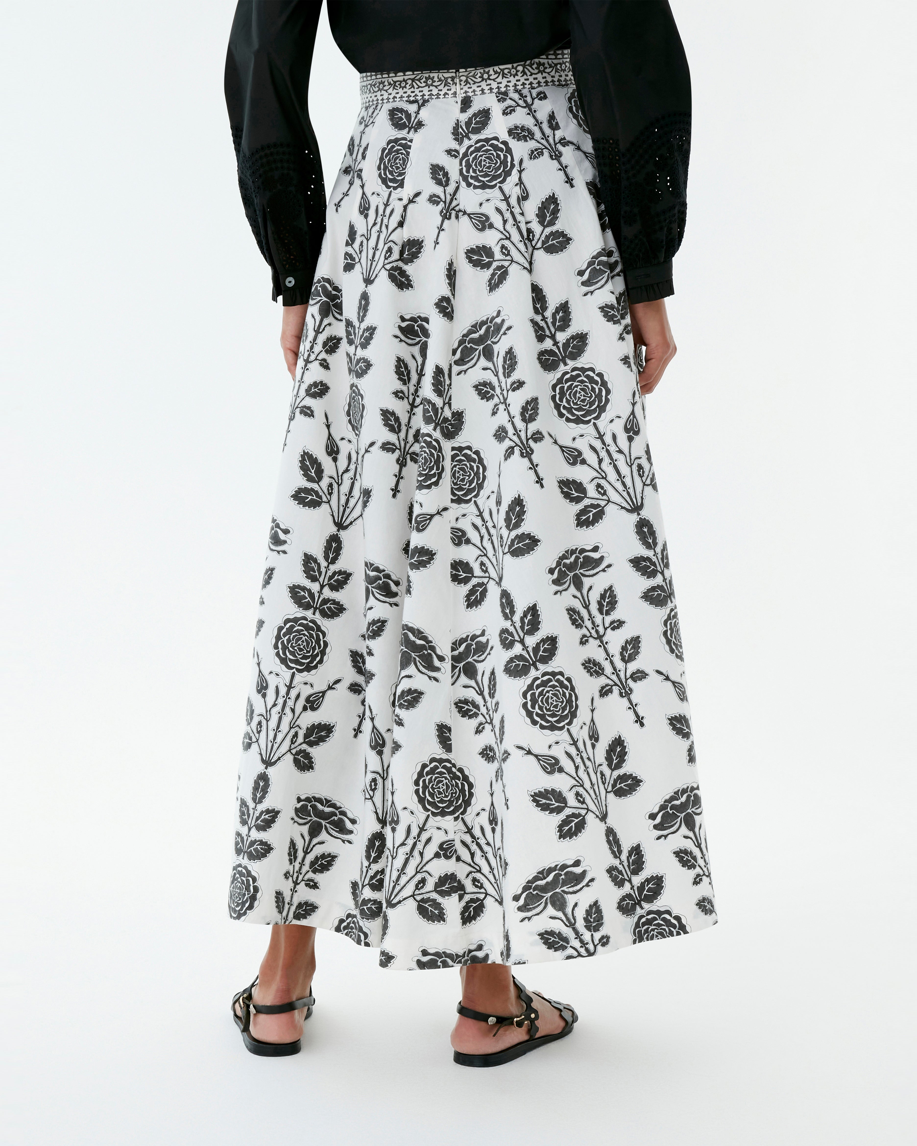 Amelianna Skirt in Black Rose Print