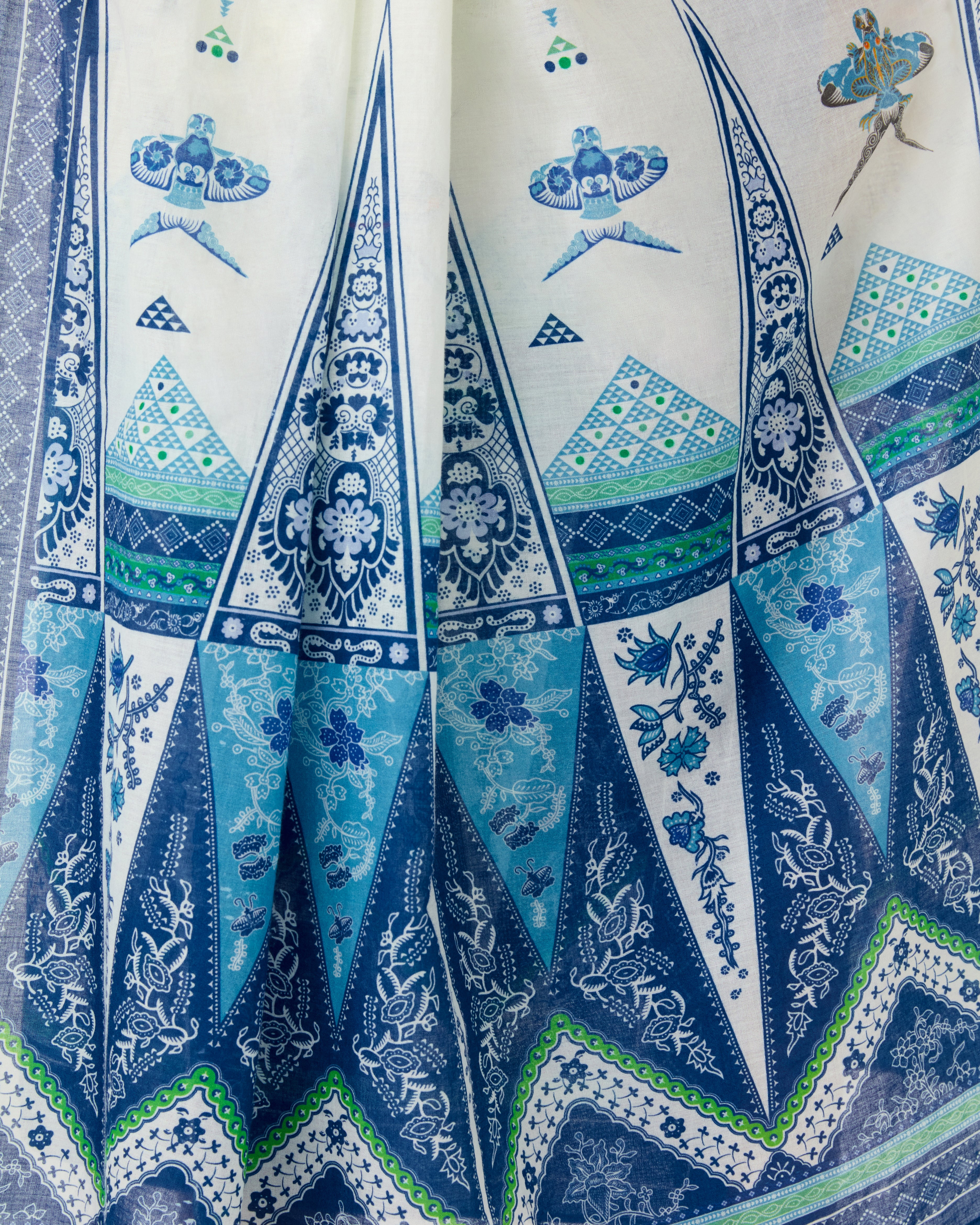 Pareo in Kites Print