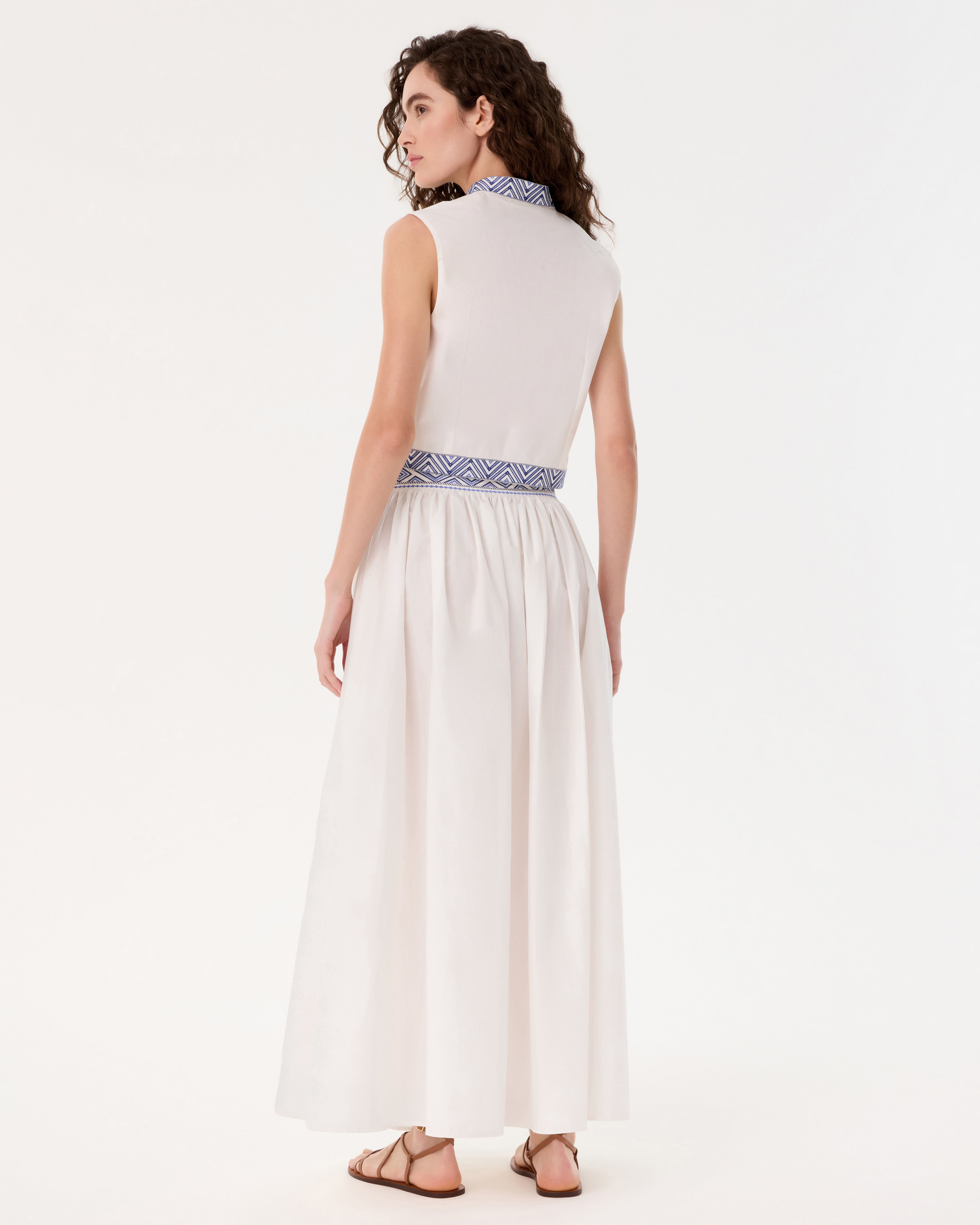 Ombretta Skirt  with Iris Embroidery