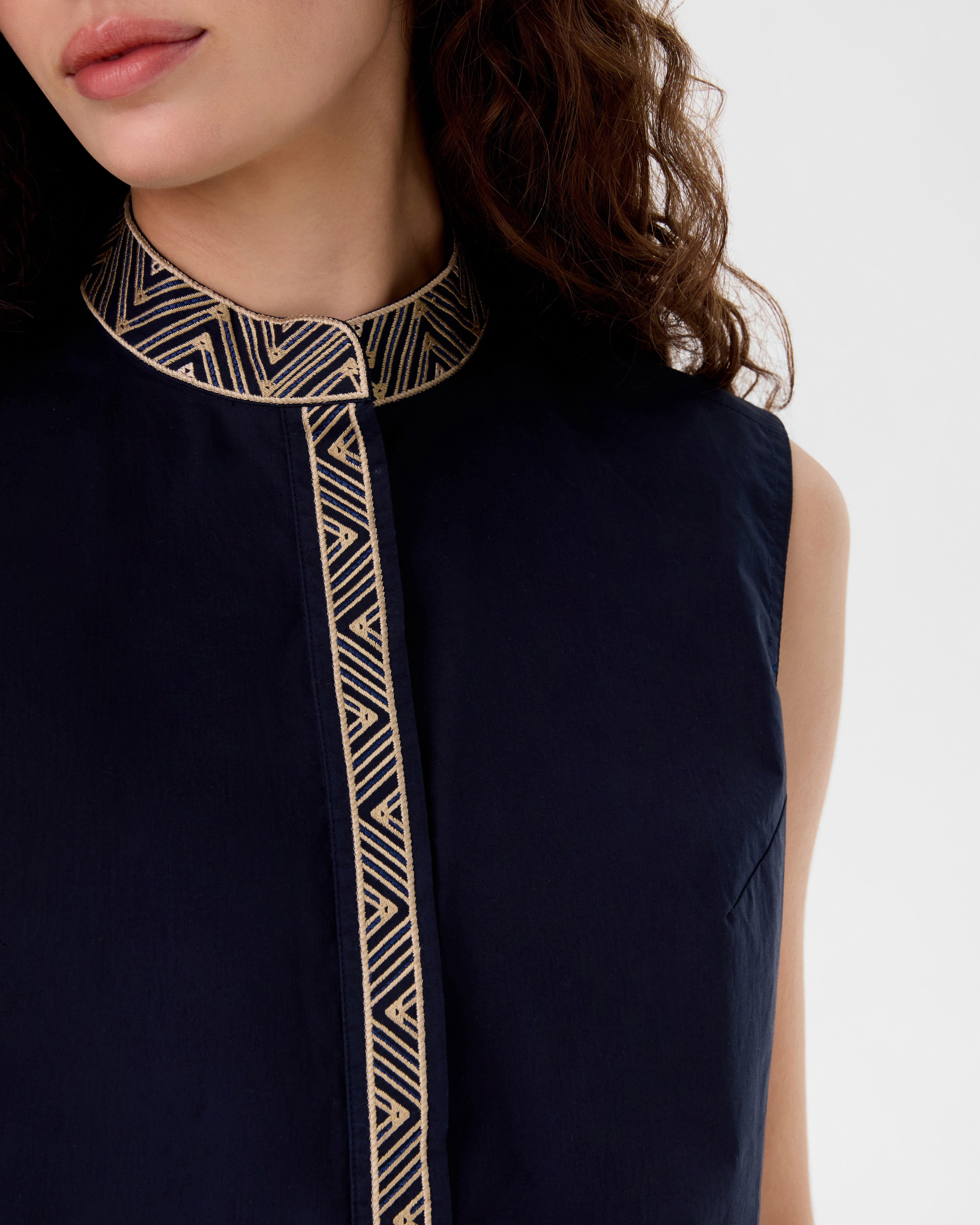 Andorra Top with Iris Embroidery