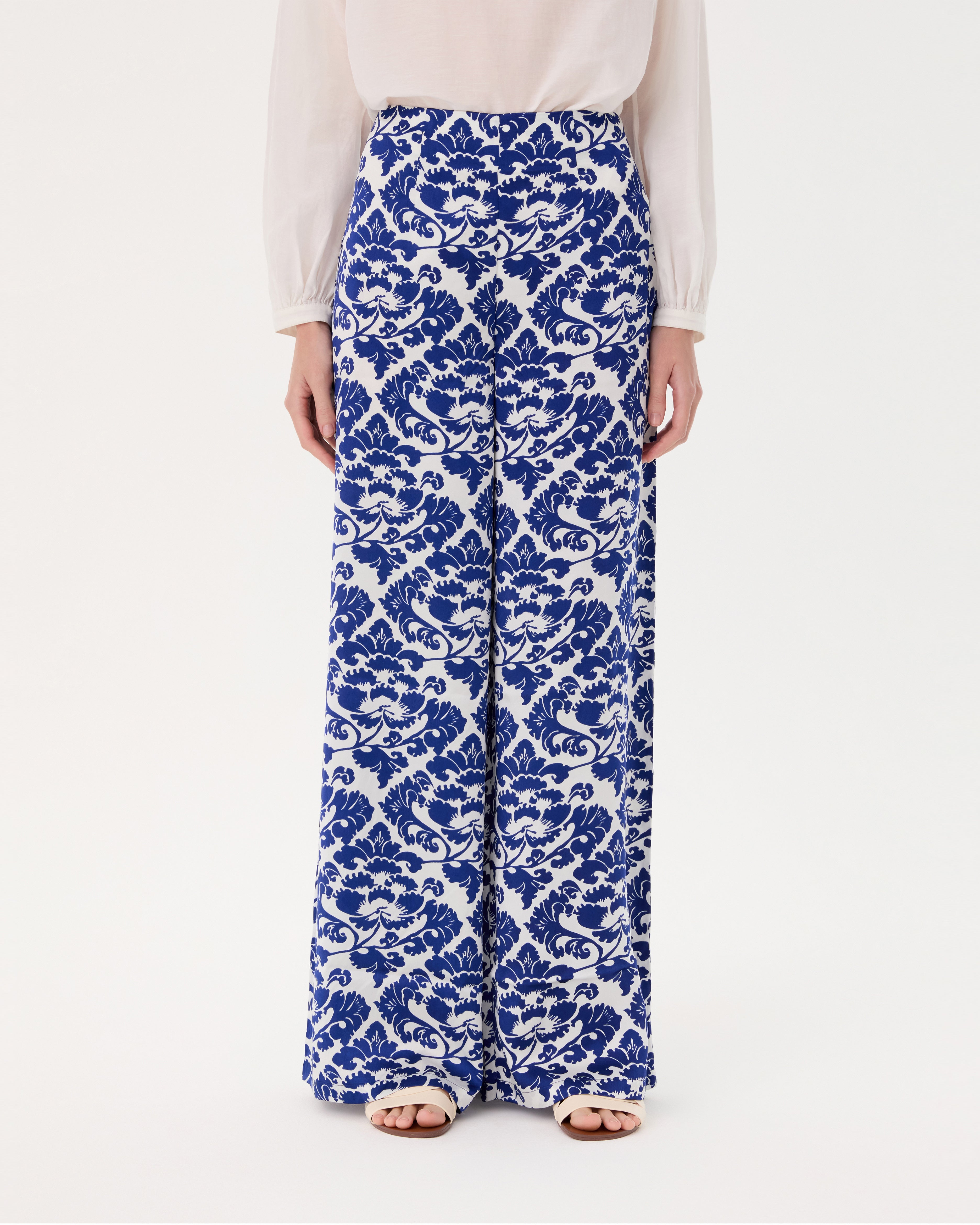 Stephan Trousers in Lotus Flower Print