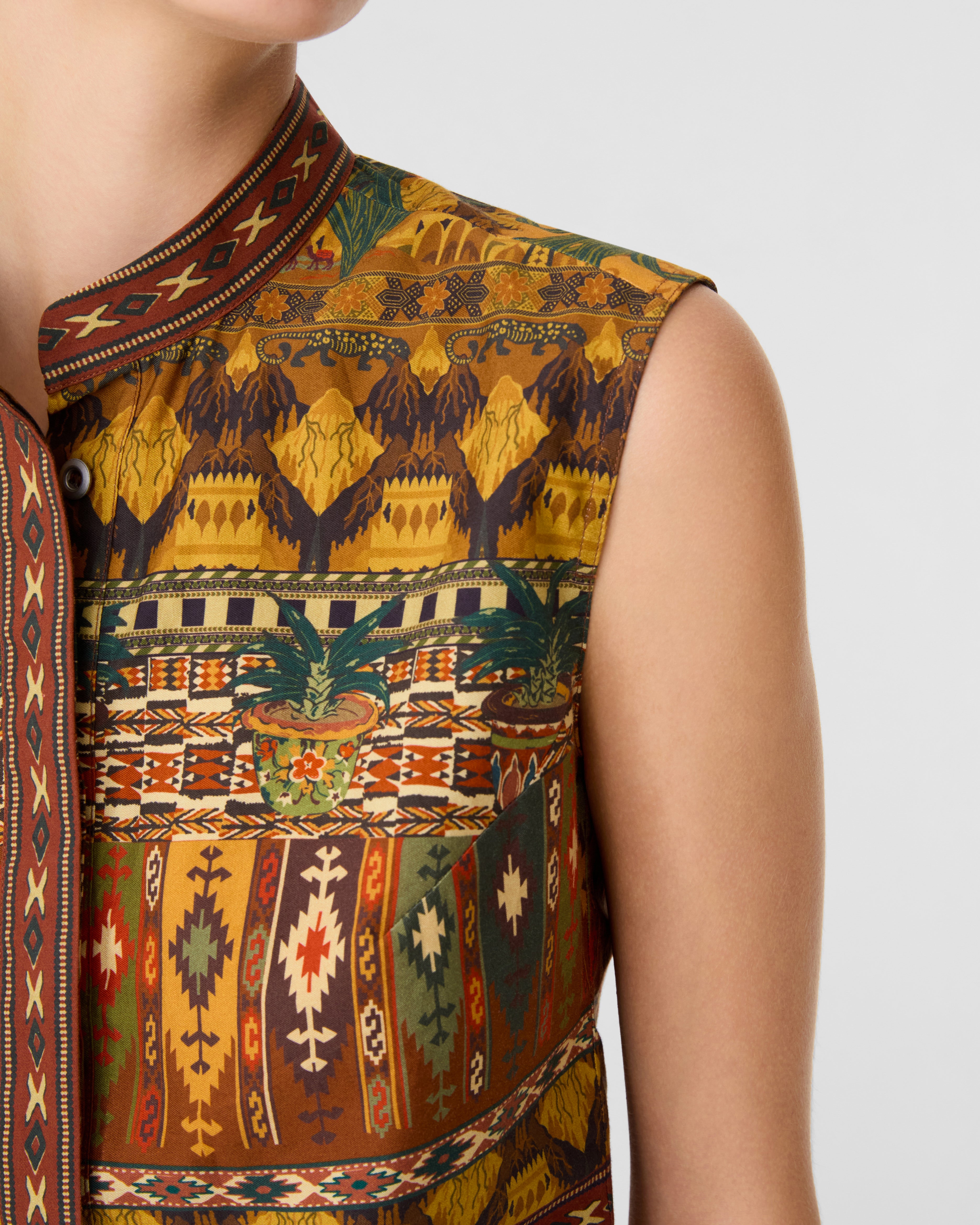 Andorra Top in Desert Print