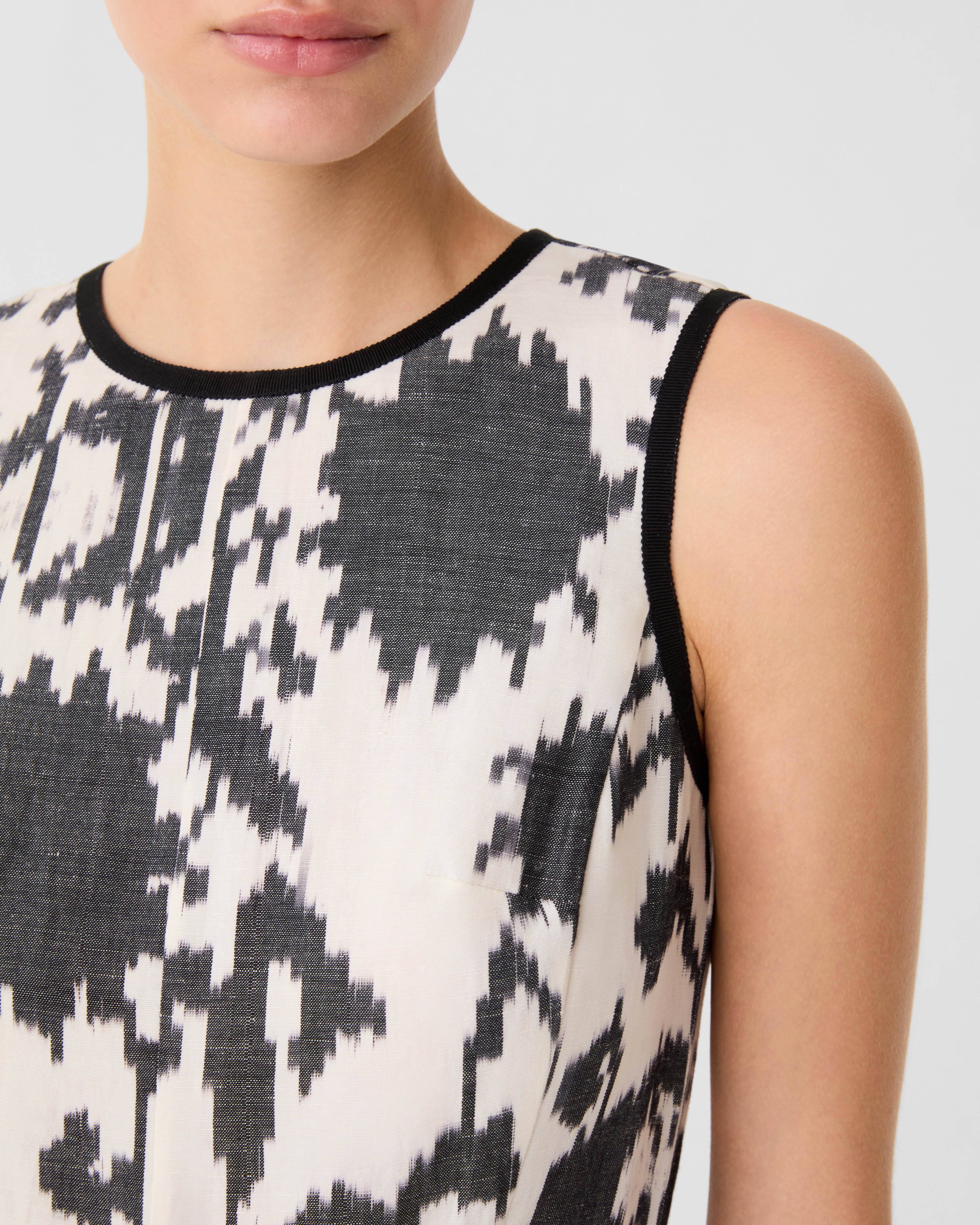Clodette Dress in Ikat Blossom