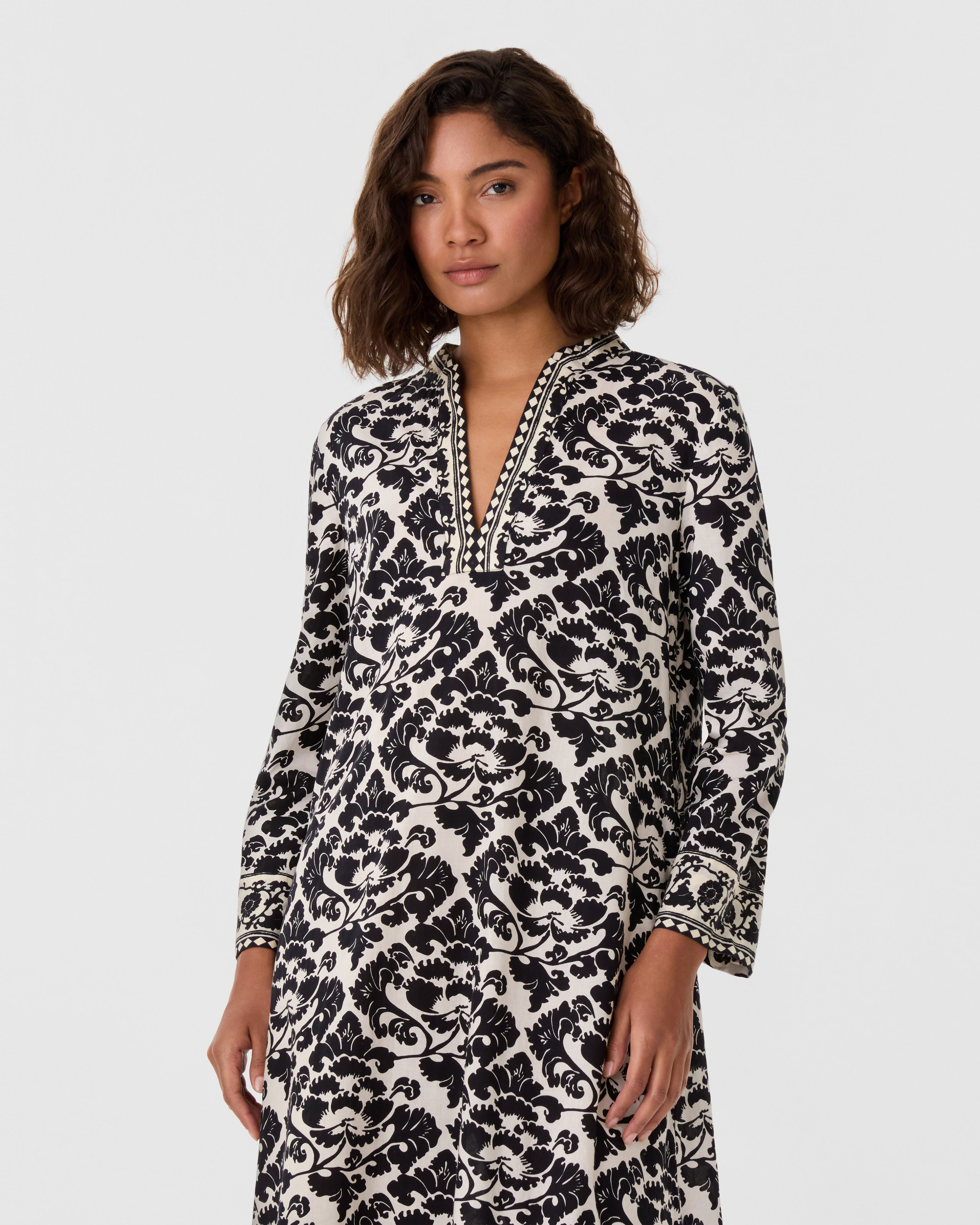 Giada Caftan in Lotus Flower Print