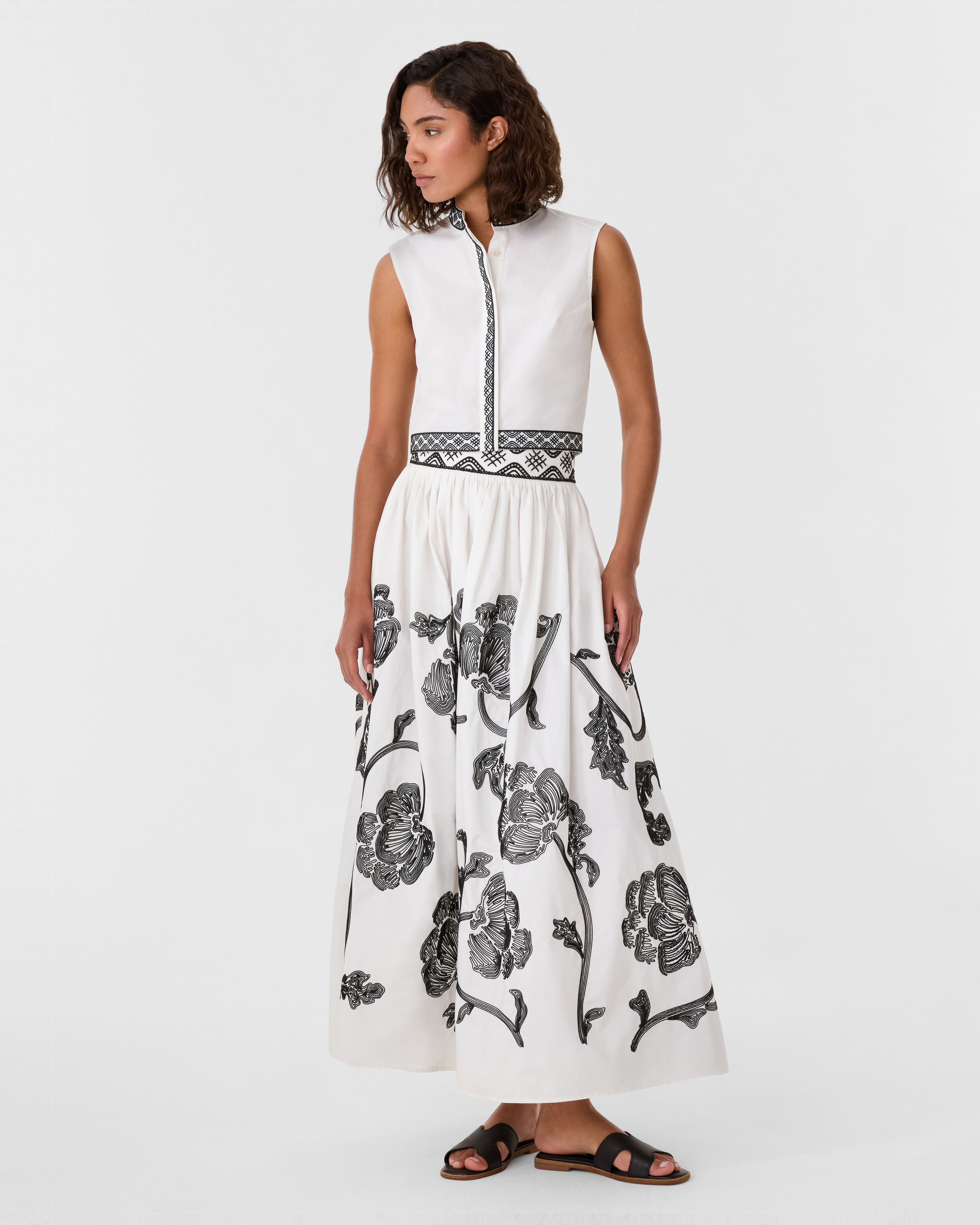 Ombretta Skirt with Peony Embroidery