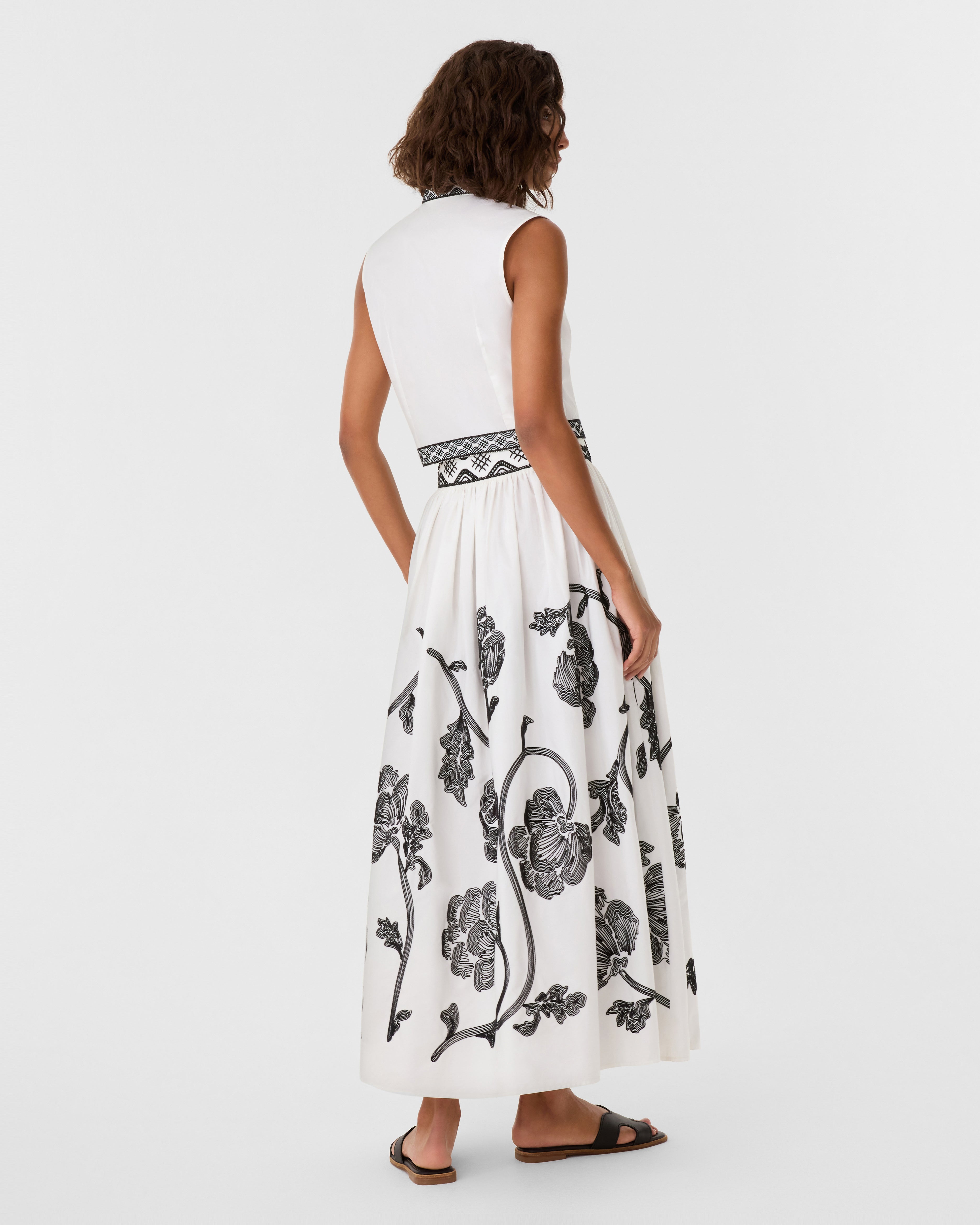 Ombretta Skirt with Peony Embroidery