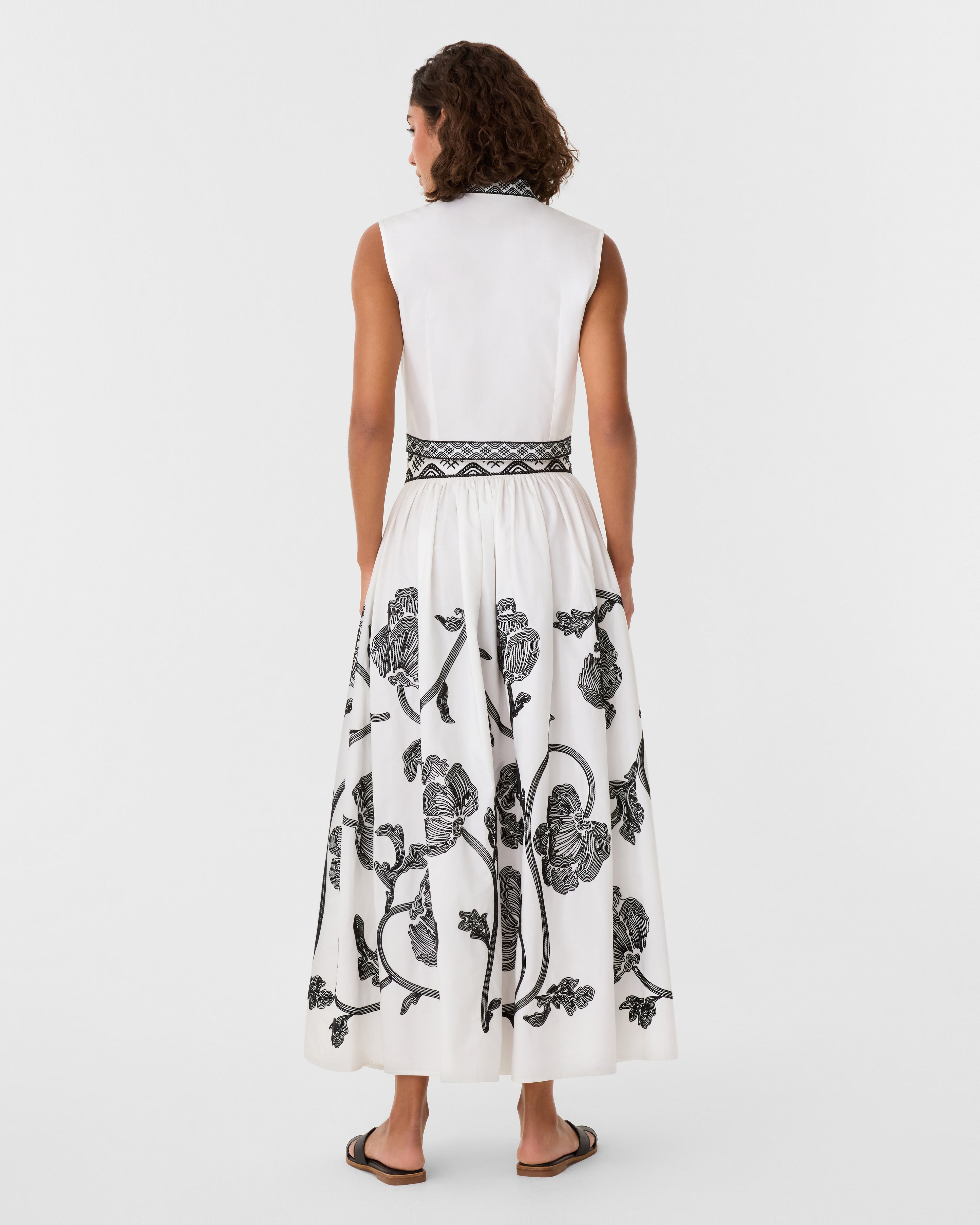 Andorra Top with Peony Embroidery
